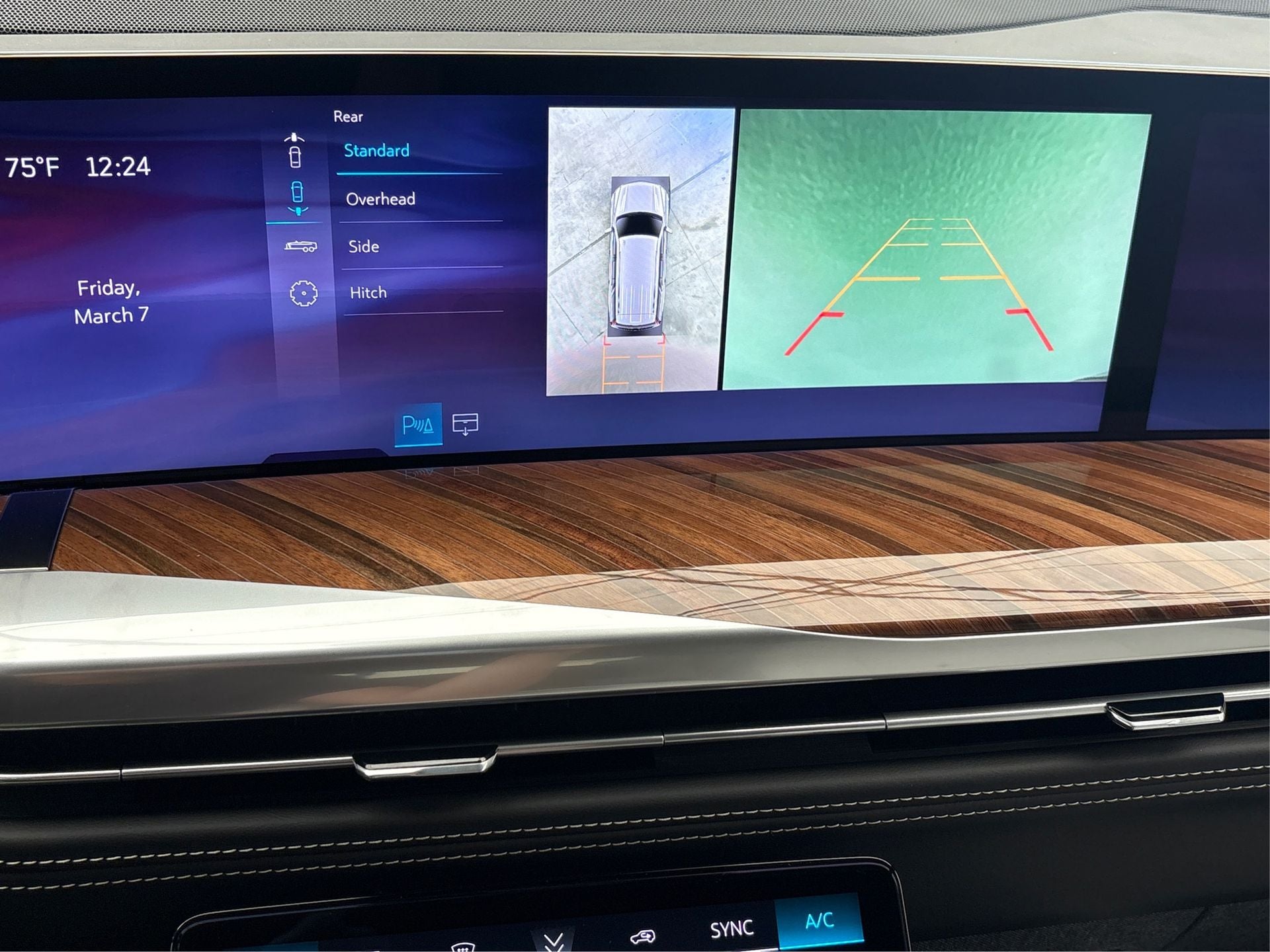 2025 Cadillac Escalade Sport Platinum