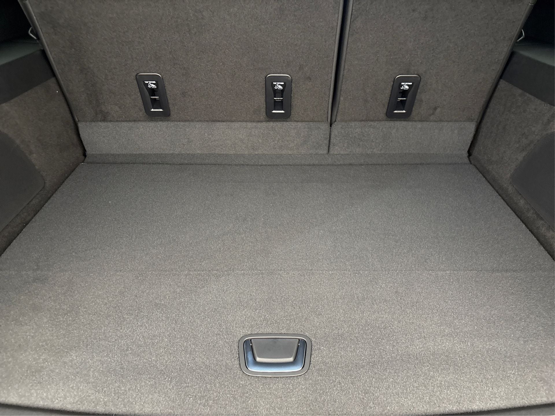 2025 Cadillac Escalade ESV Luxury