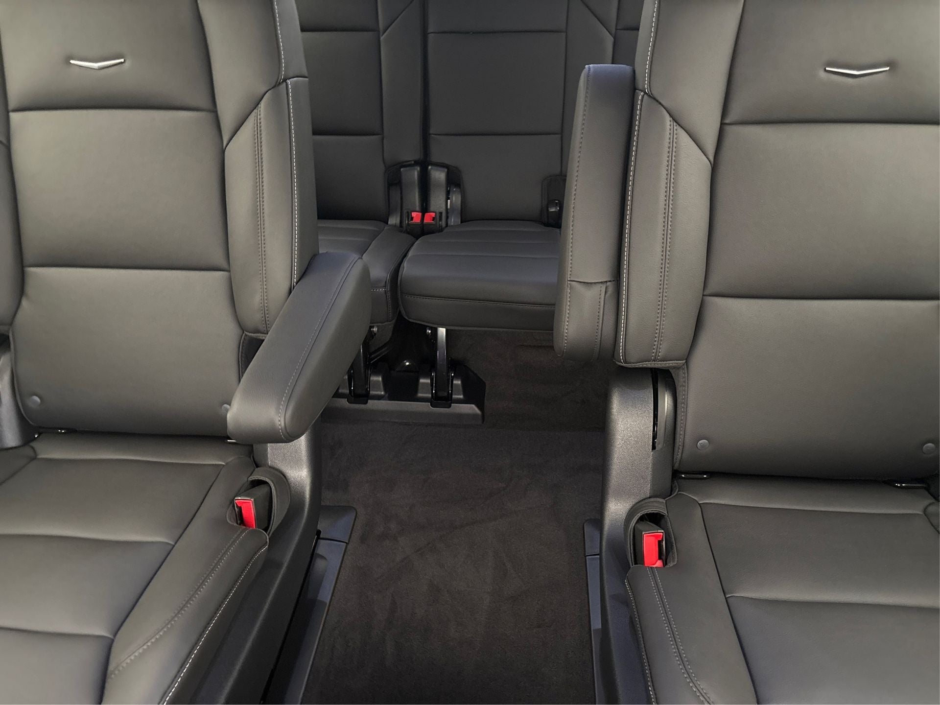 2025 Cadillac Escalade ESV Luxury