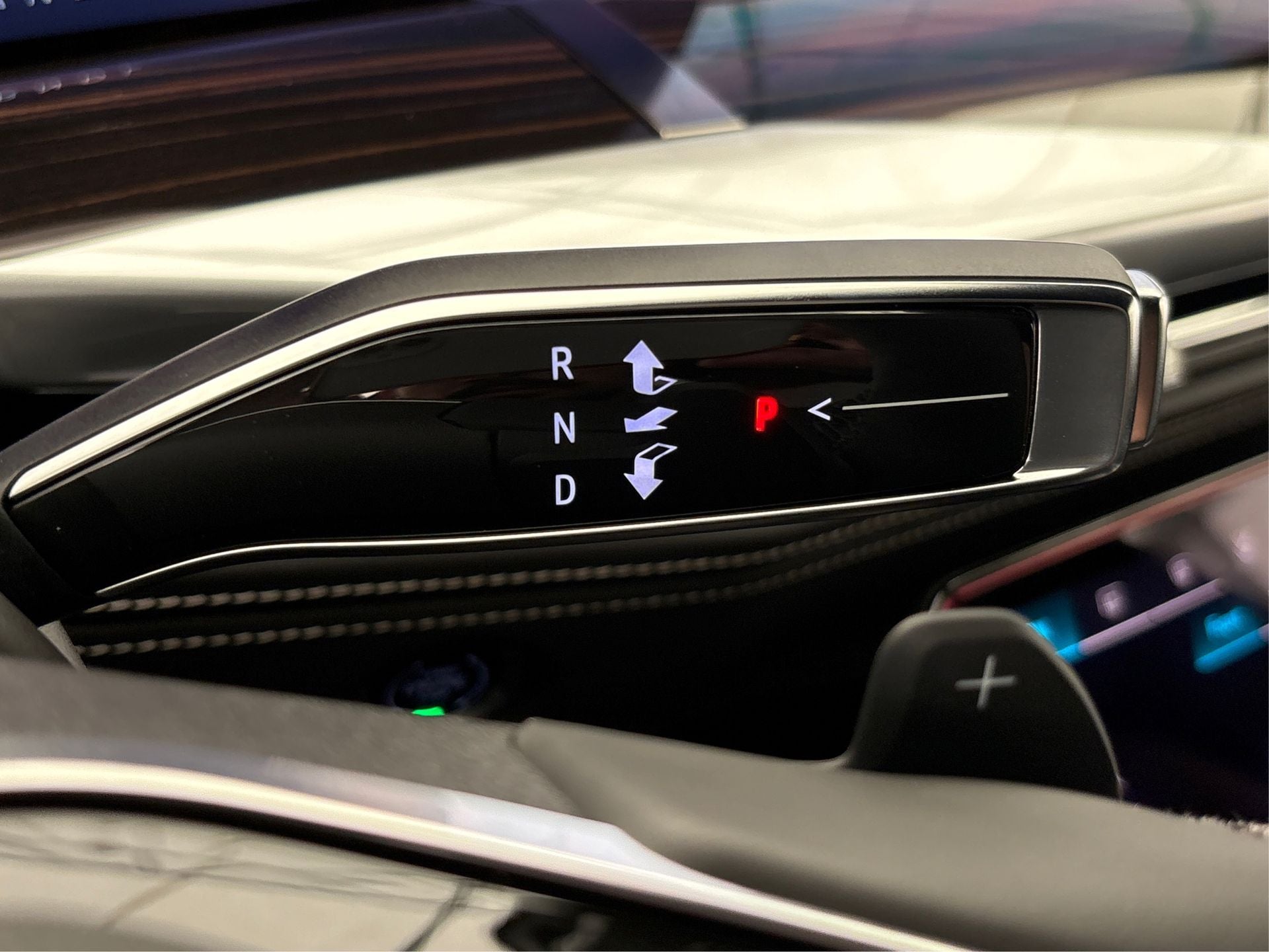 2025 Cadillac Escalade ESV Luxury