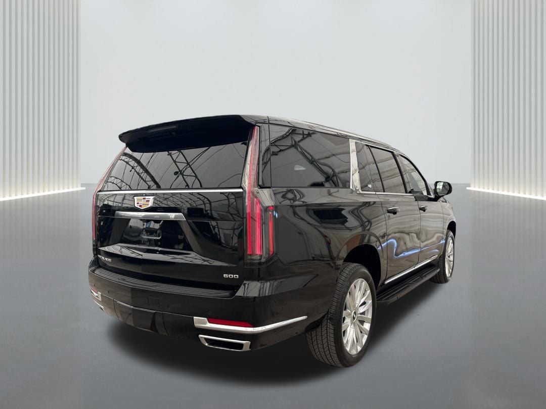 2025 Cadillac Escalade ESV Luxury