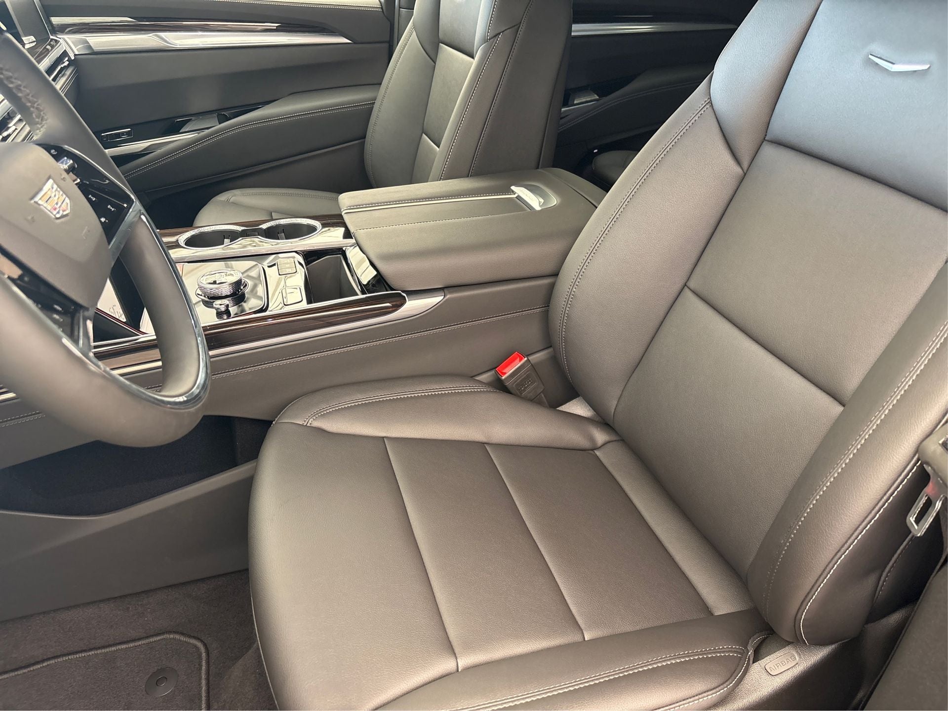 2025 Cadillac Escalade ESV Luxury