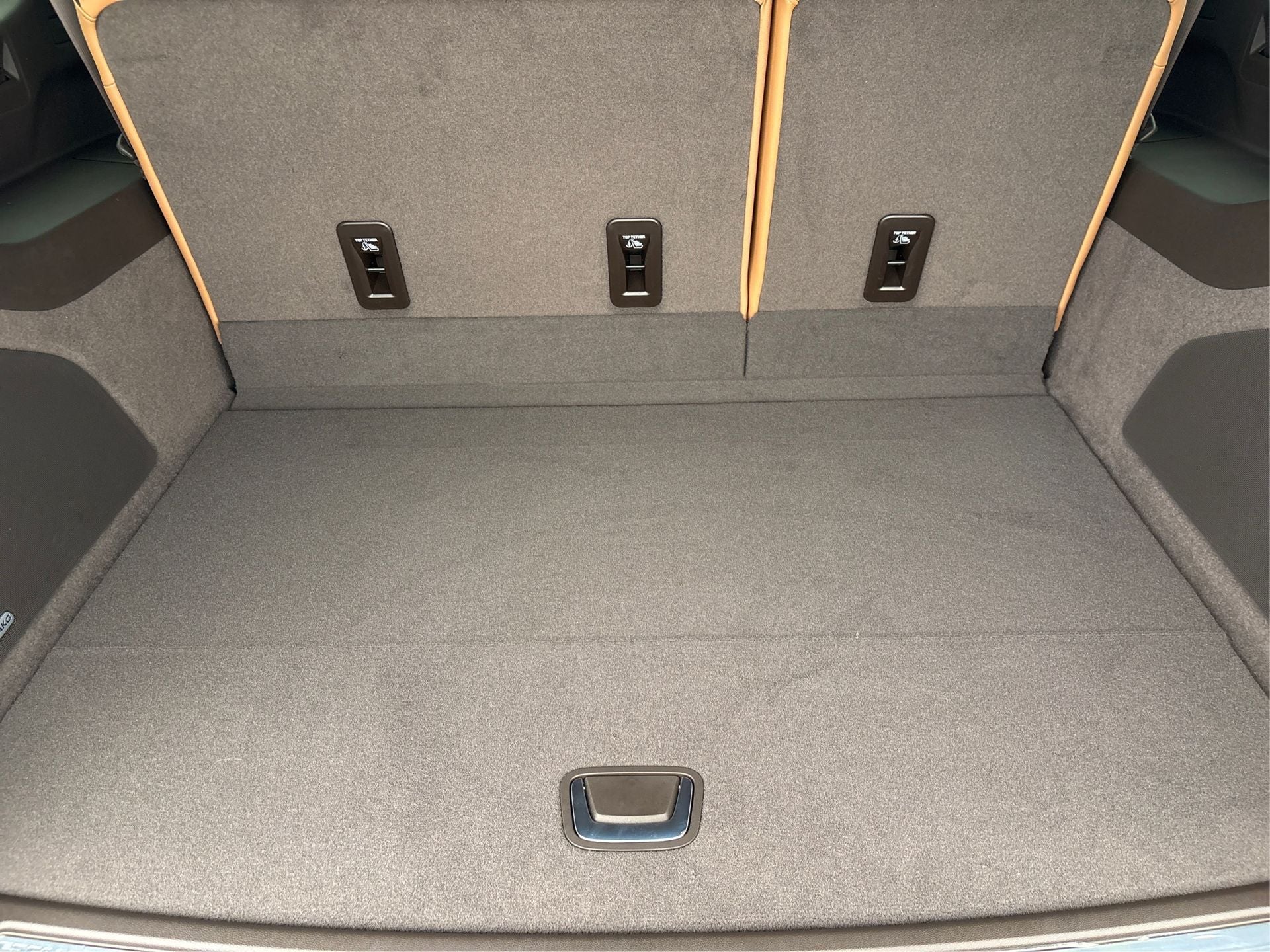 2025 Cadillac Escalade ESV Premium