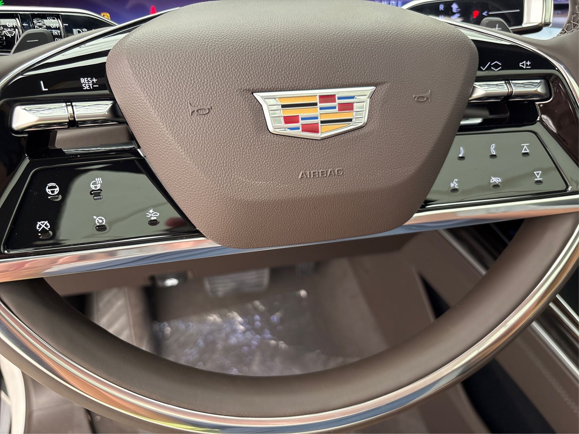 2025 Cadillac Escalade ESV Premium