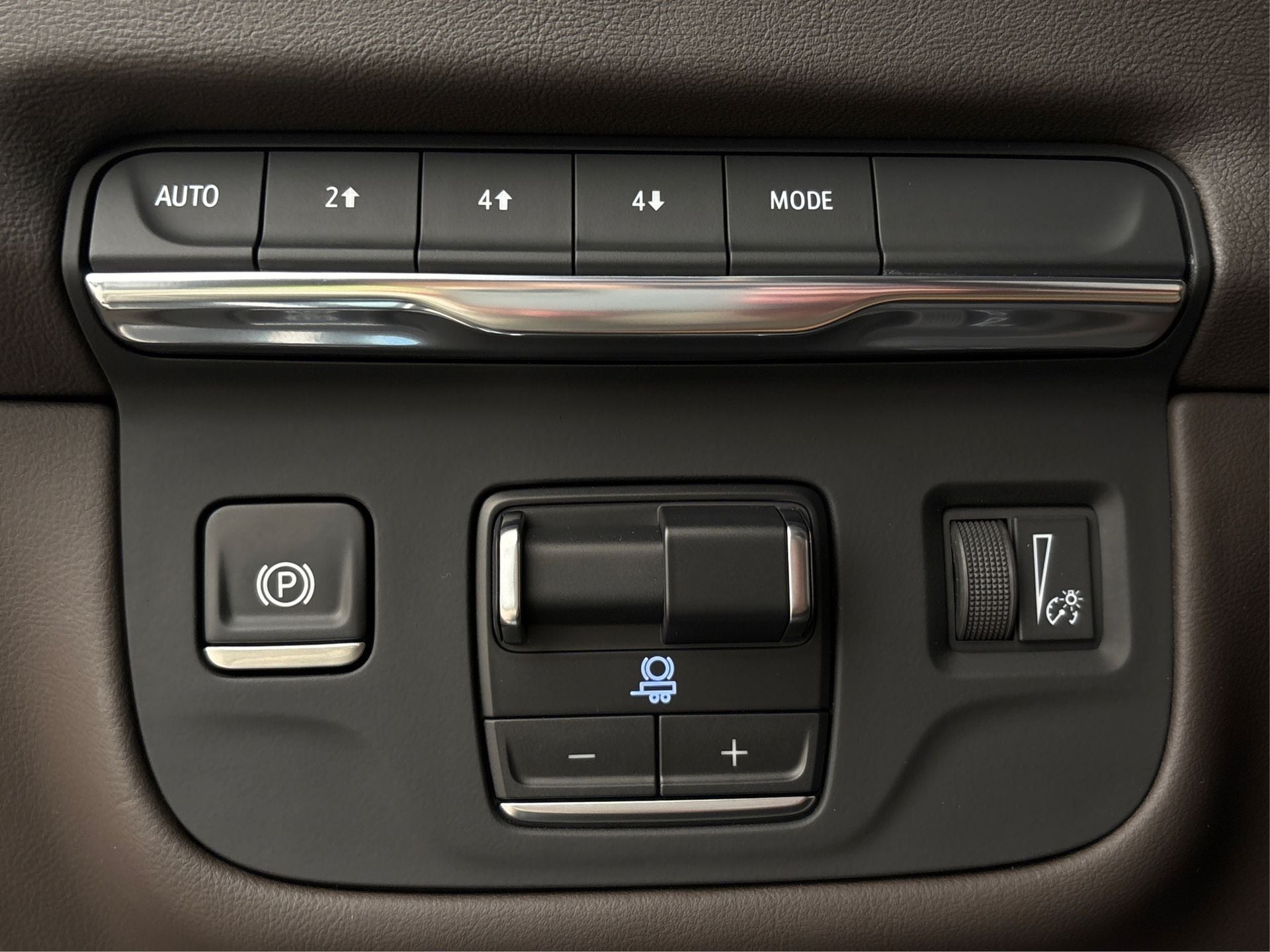 2025 Cadillac Escalade ESV Premium