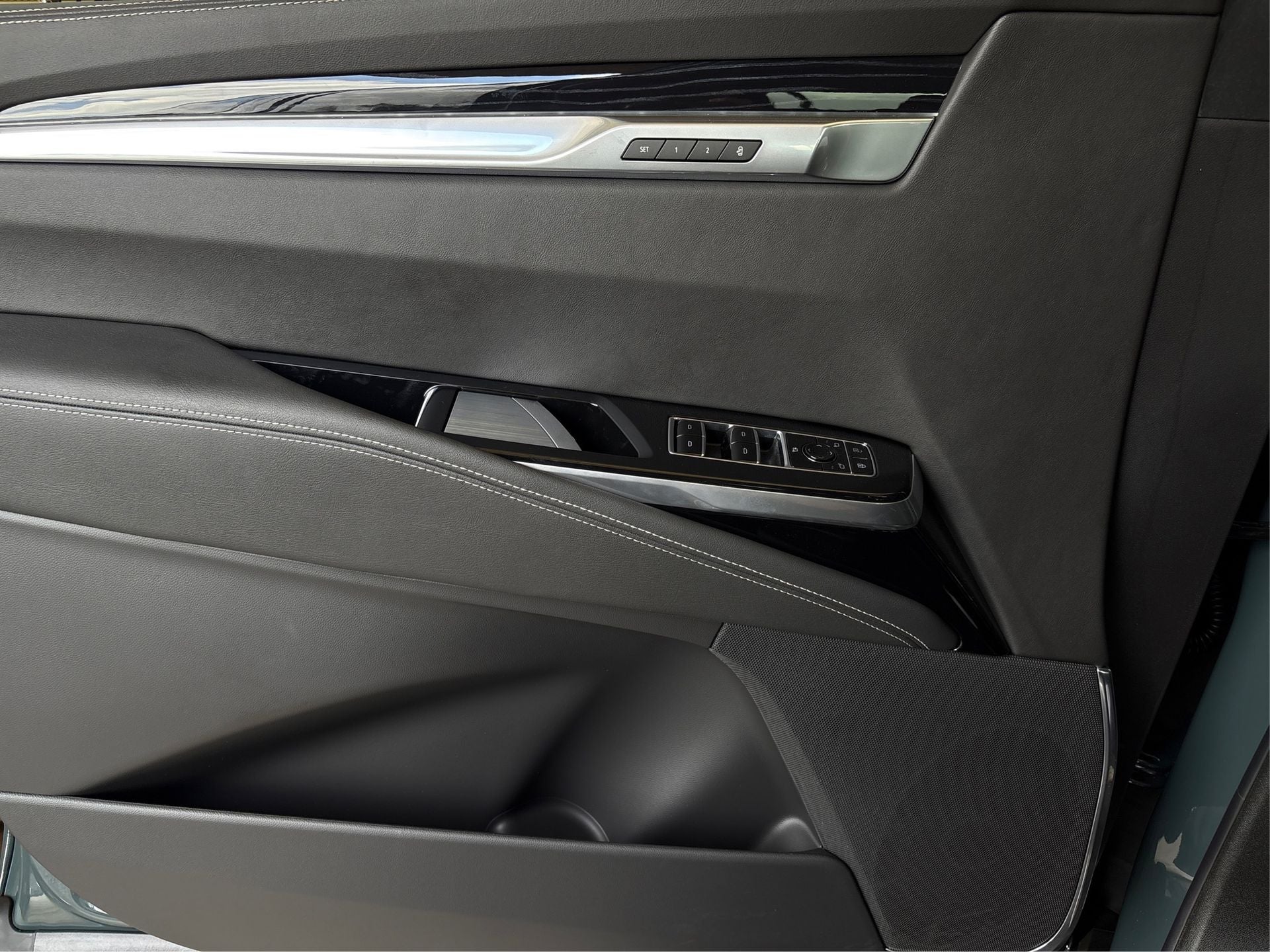 2026 Cadillac Escalade ESV Sport