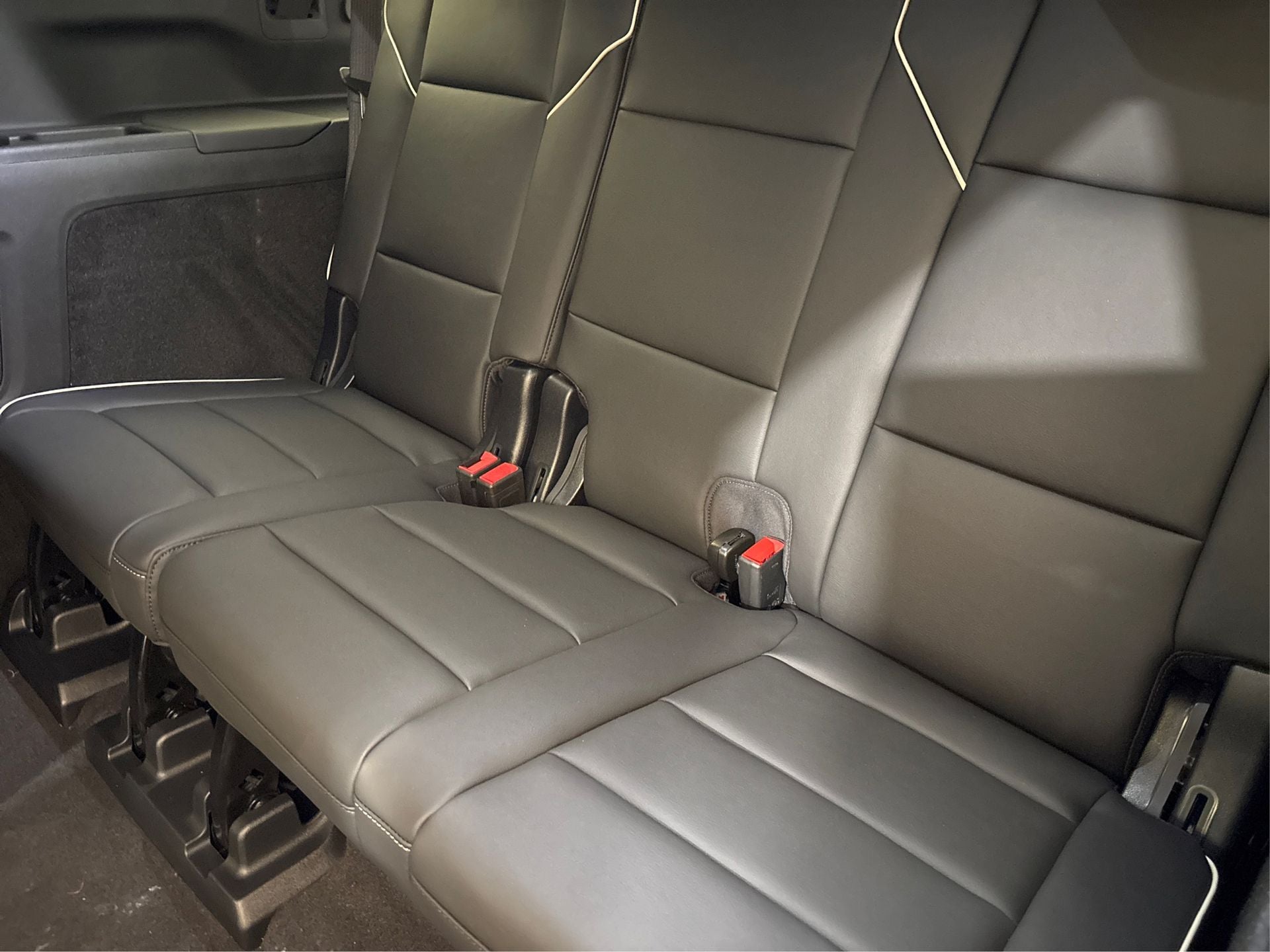 2025 Cadillac Escalade ESV Sport