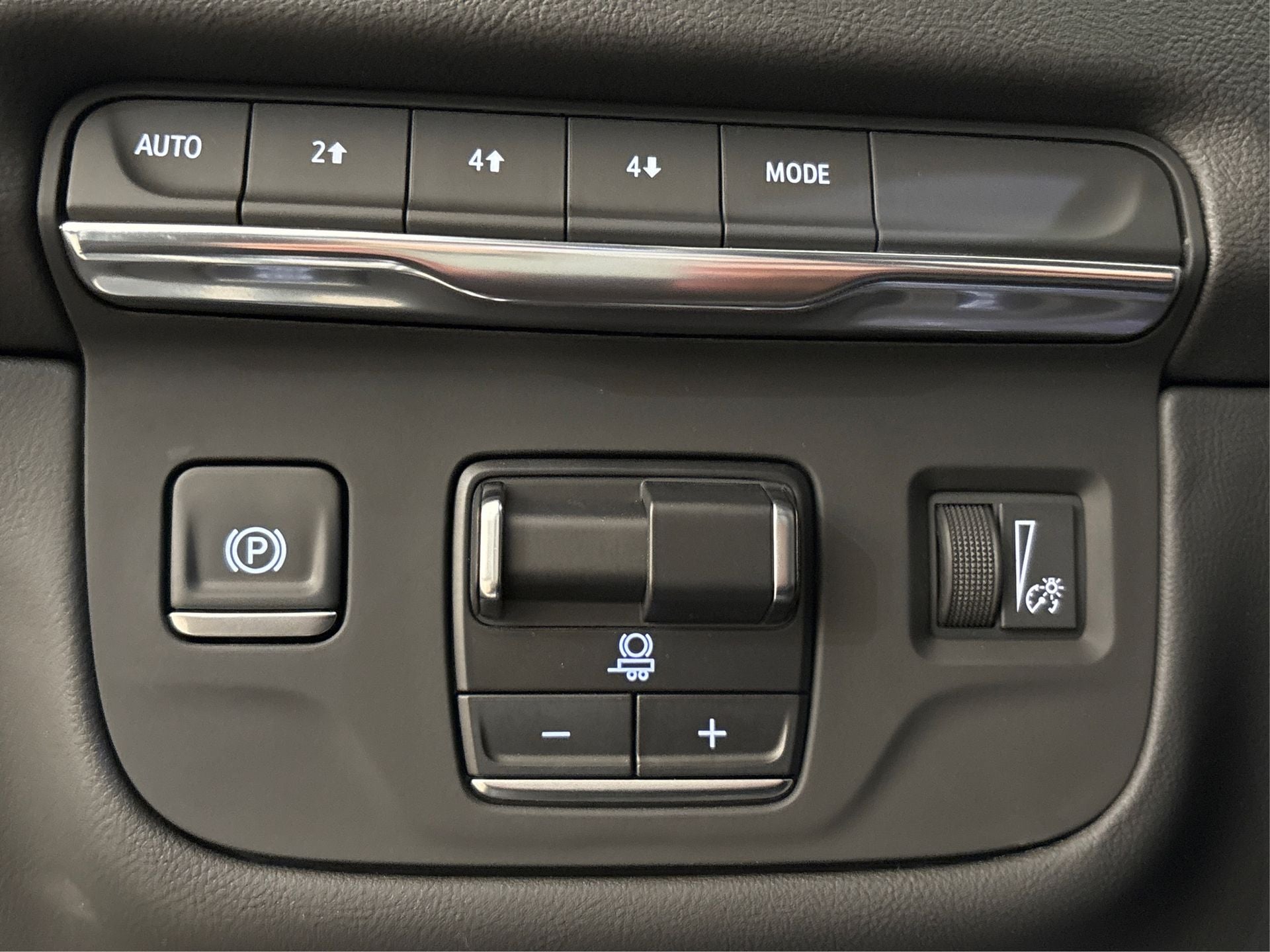 2025 Cadillac Escalade ESV Sport