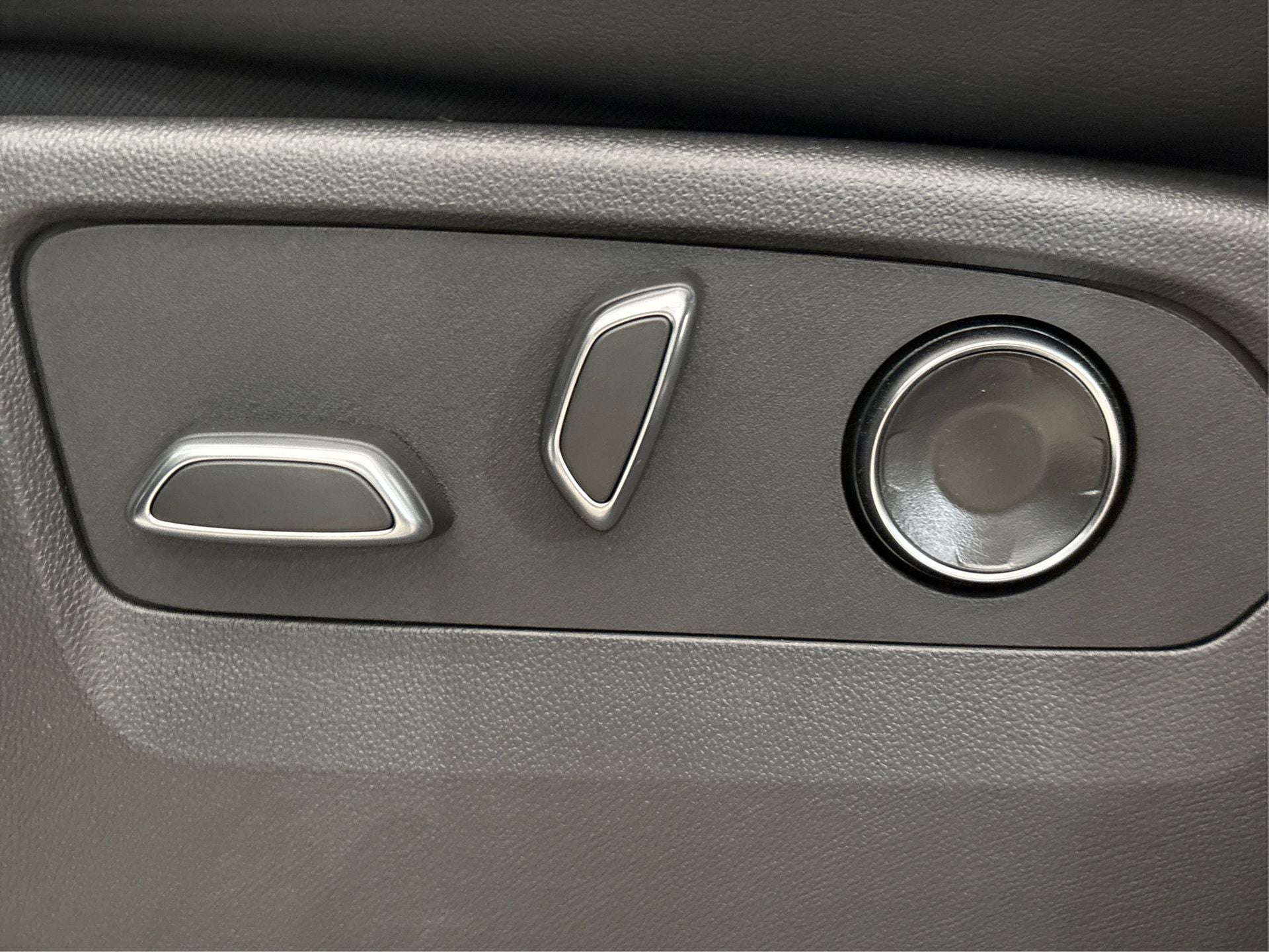 2025 Cadillac Escalade ESV Sport