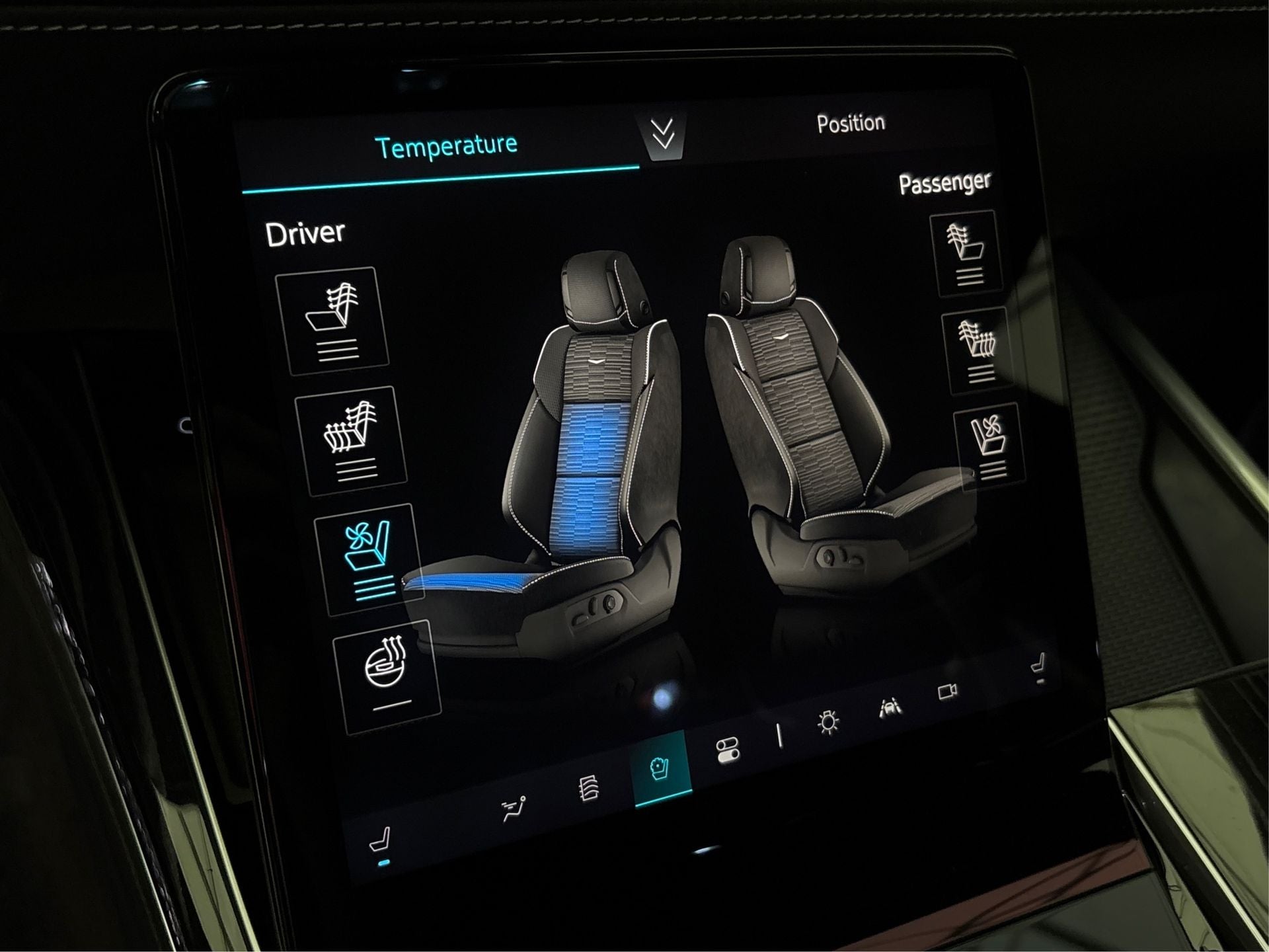 2025 Cadillac Escalade ESV Sport