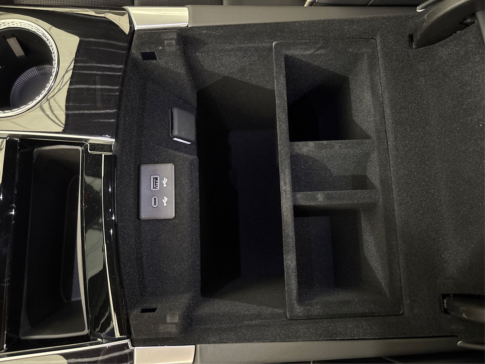 2025 Cadillac Escalade ESV Sport