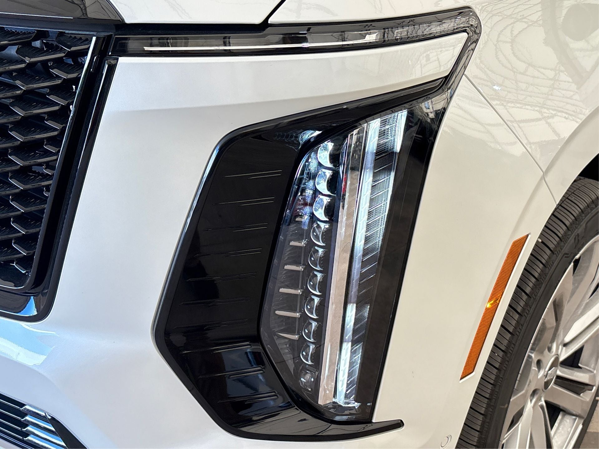 2025 Cadillac Escalade ESV Sport