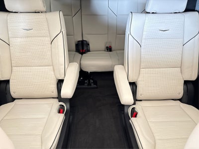 2025 Cadillac Escalade ESV Sport