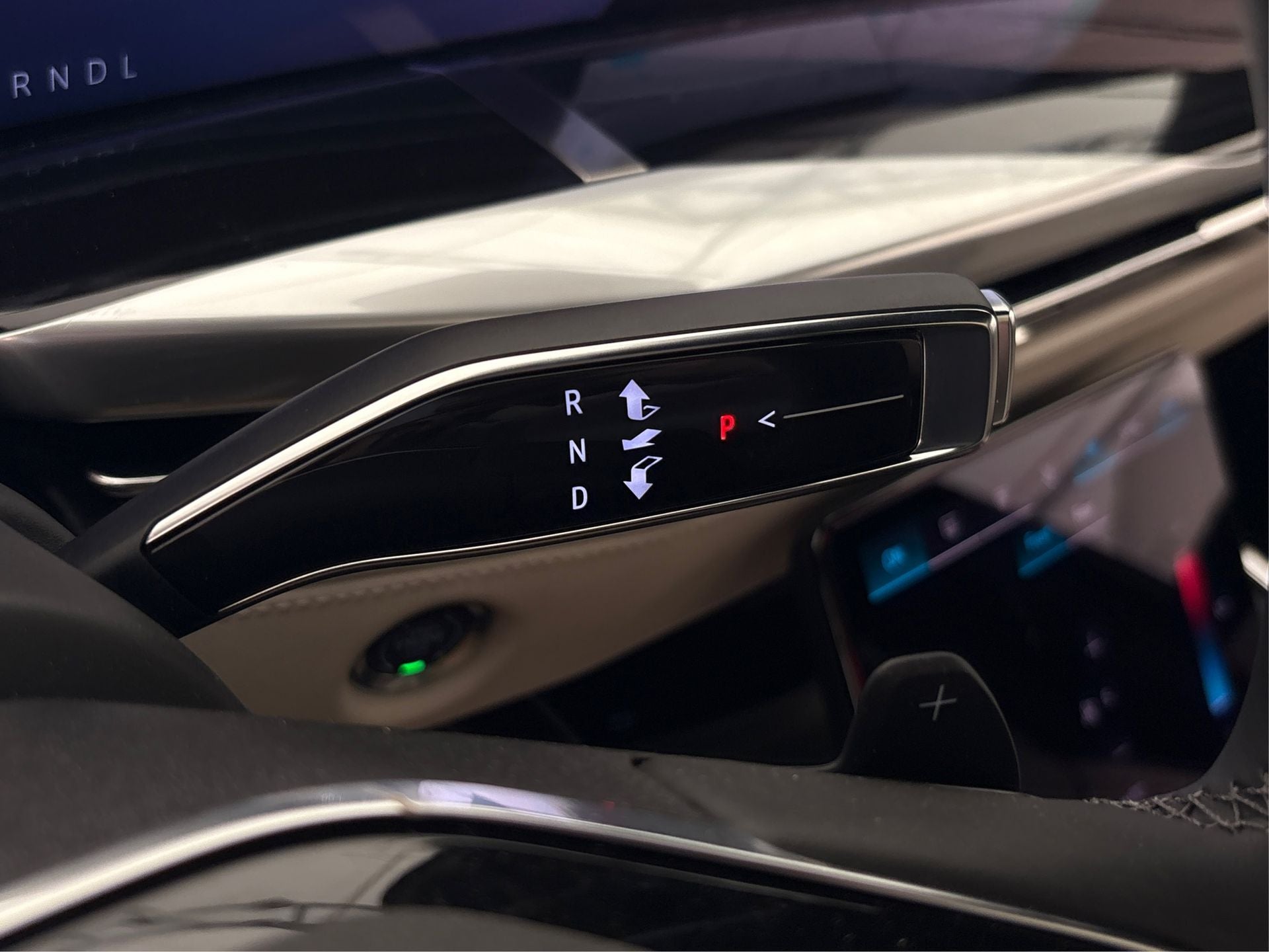 2025 Cadillac Escalade ESV Sport