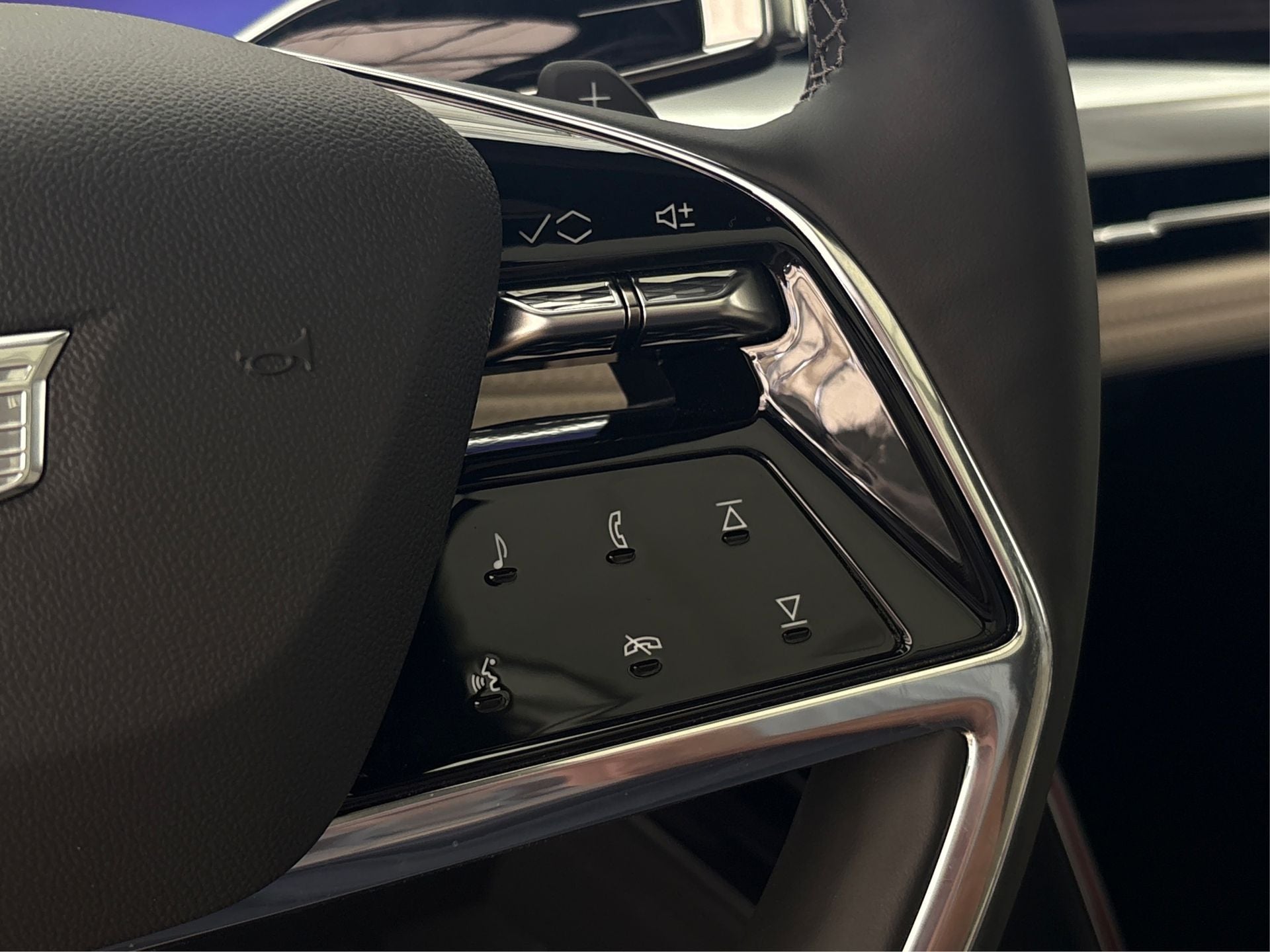 2025 Cadillac Escalade ESV Sport