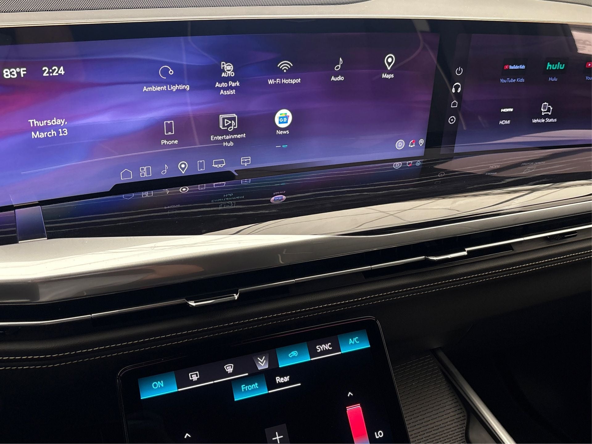 2025 Cadillac Escalade ESV Sport