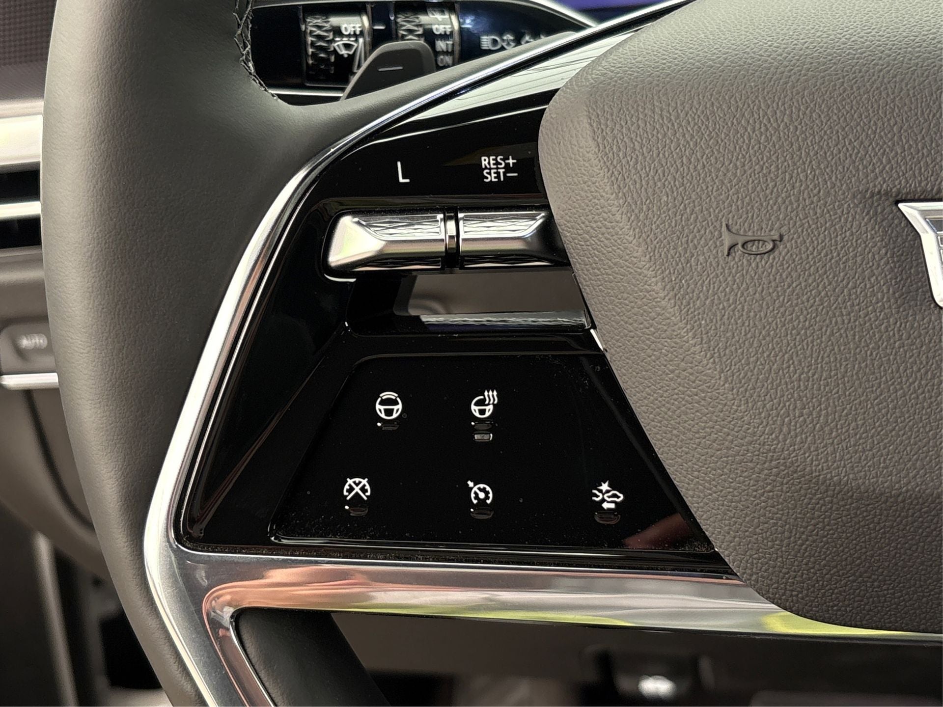 2025 Cadillac Escalade ESV Sport