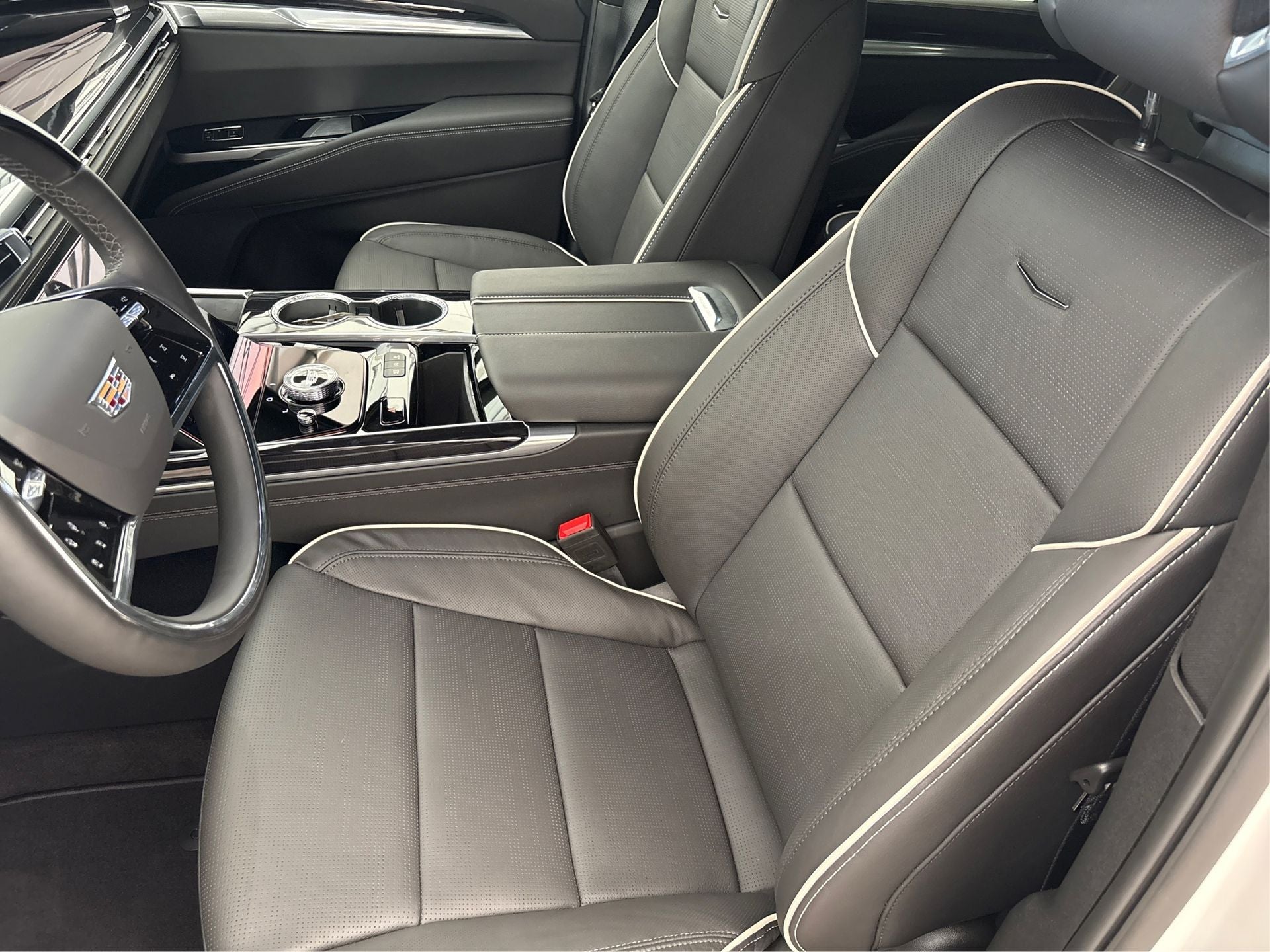 2025 Cadillac Escalade ESV Sport