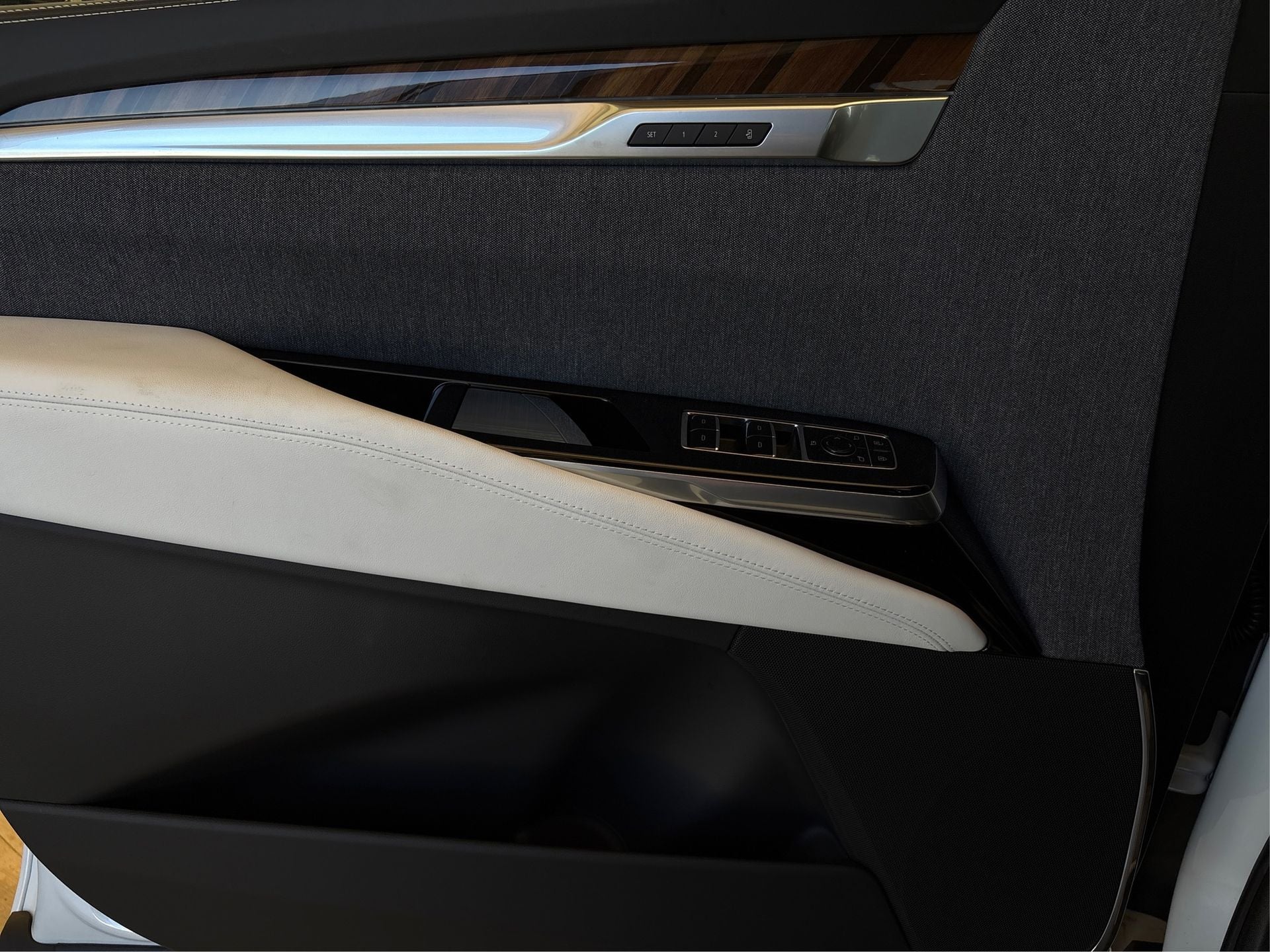 2026 Cadillac Escalade ESV Platinum Edition