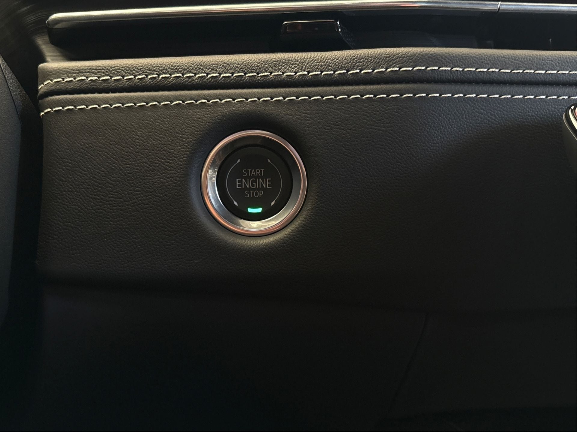 2026 Cadillac Escalade ESV Platinum Edition