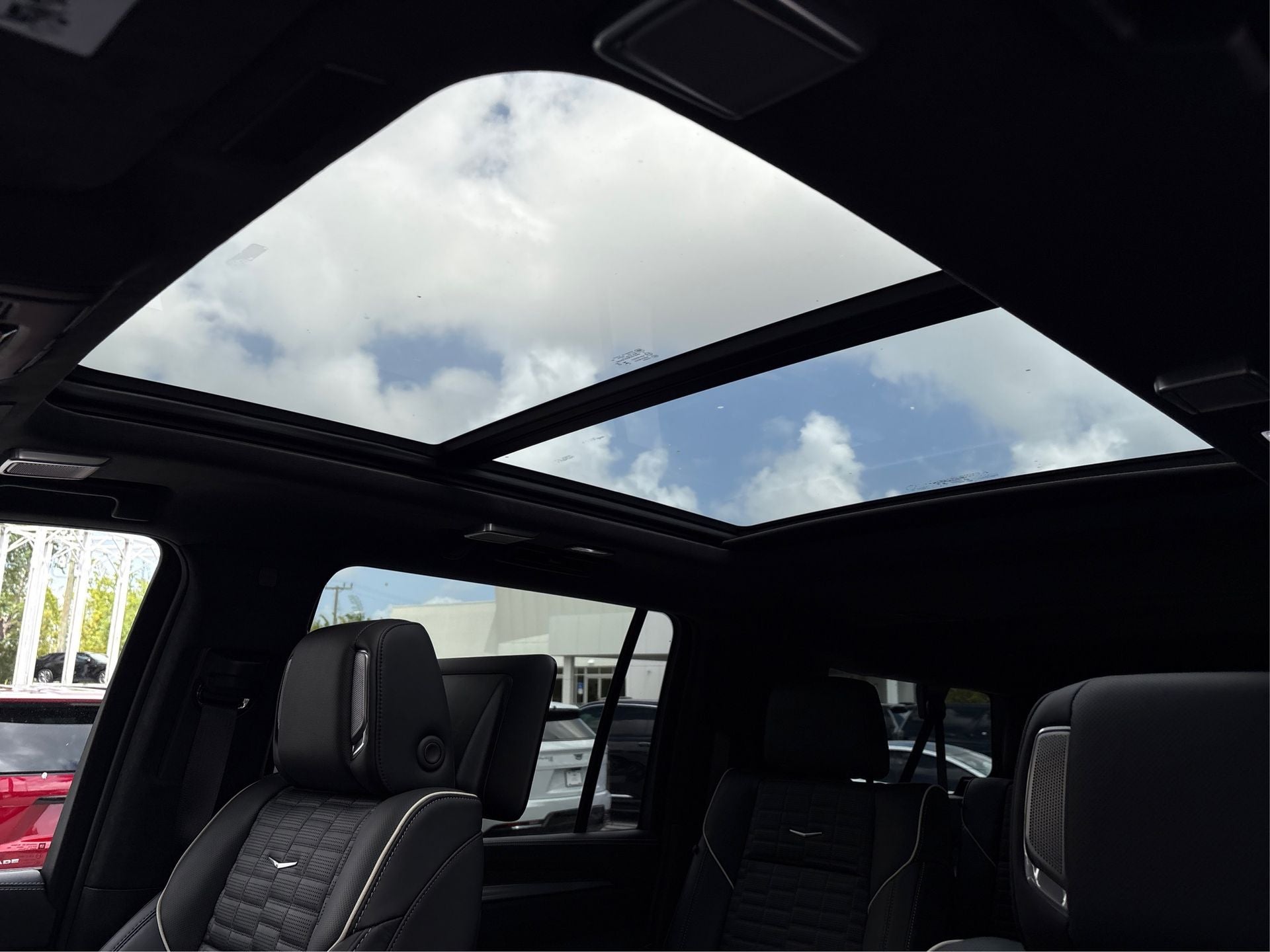 2026 Cadillac Escalade ESV Platinum Edition