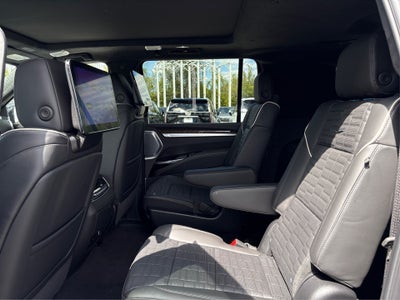 2026 Cadillac Escalade ESV Platinum Edition