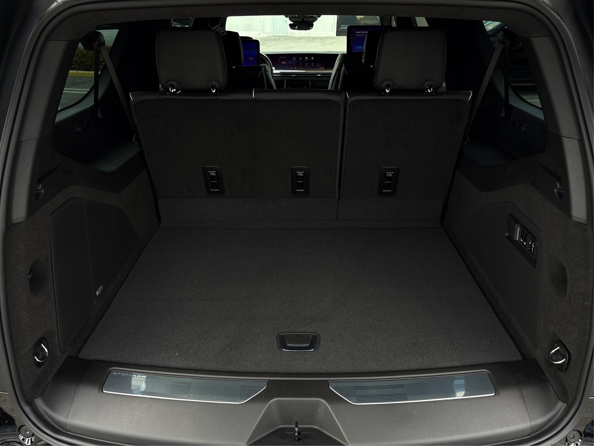 2026 Cadillac Escalade ESV Platinum Edition