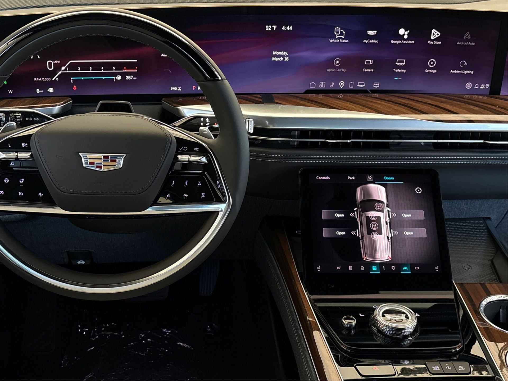 2026 Cadillac Escalade ESV Platinum Edition