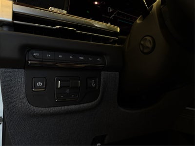 2026 Cadillac Escalade ESV Platinum Edition