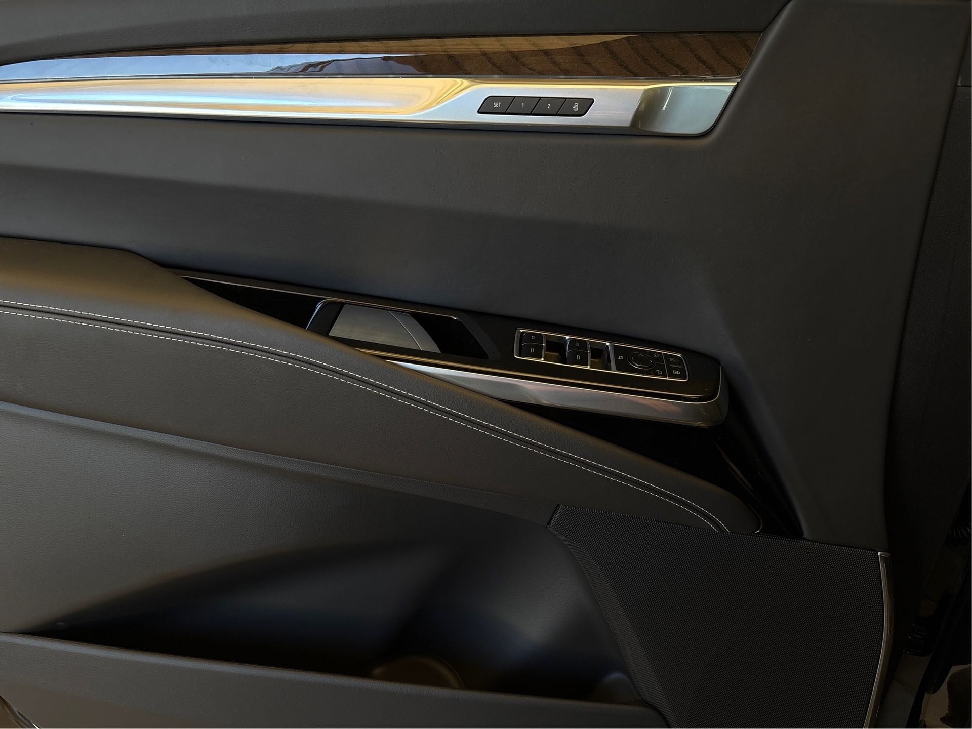 2026 Cadillac Escalade ESV Platinum Edition