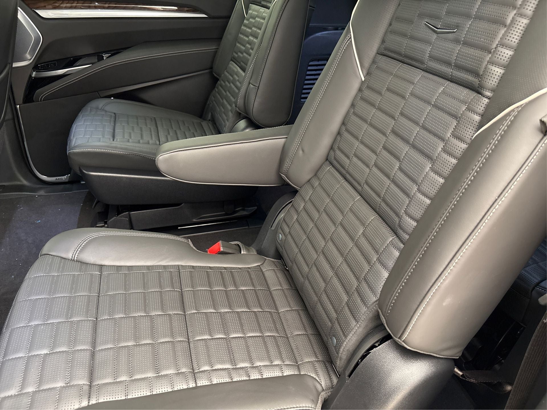 2025 Cadillac Escalade ESV Sport Platinum