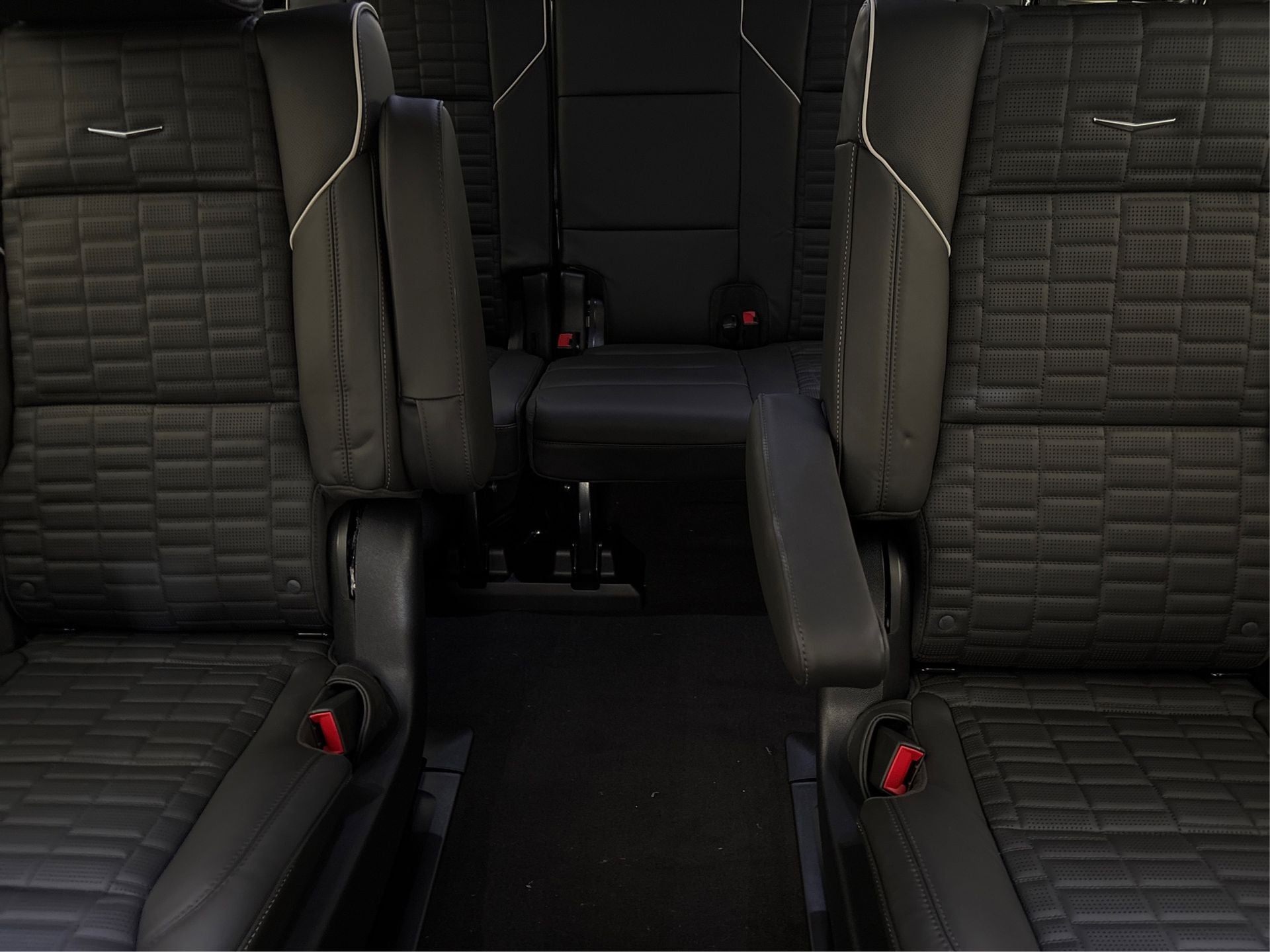 2025 Cadillac Escalade ESV Sport Platinum