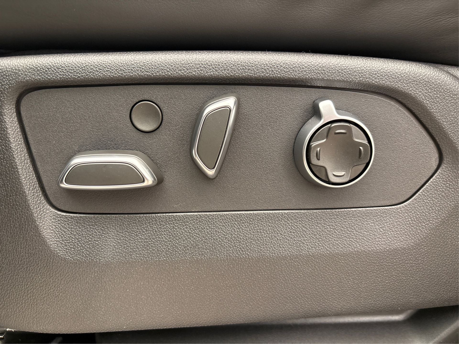 2025 Cadillac Escalade ESV Sport Platinum