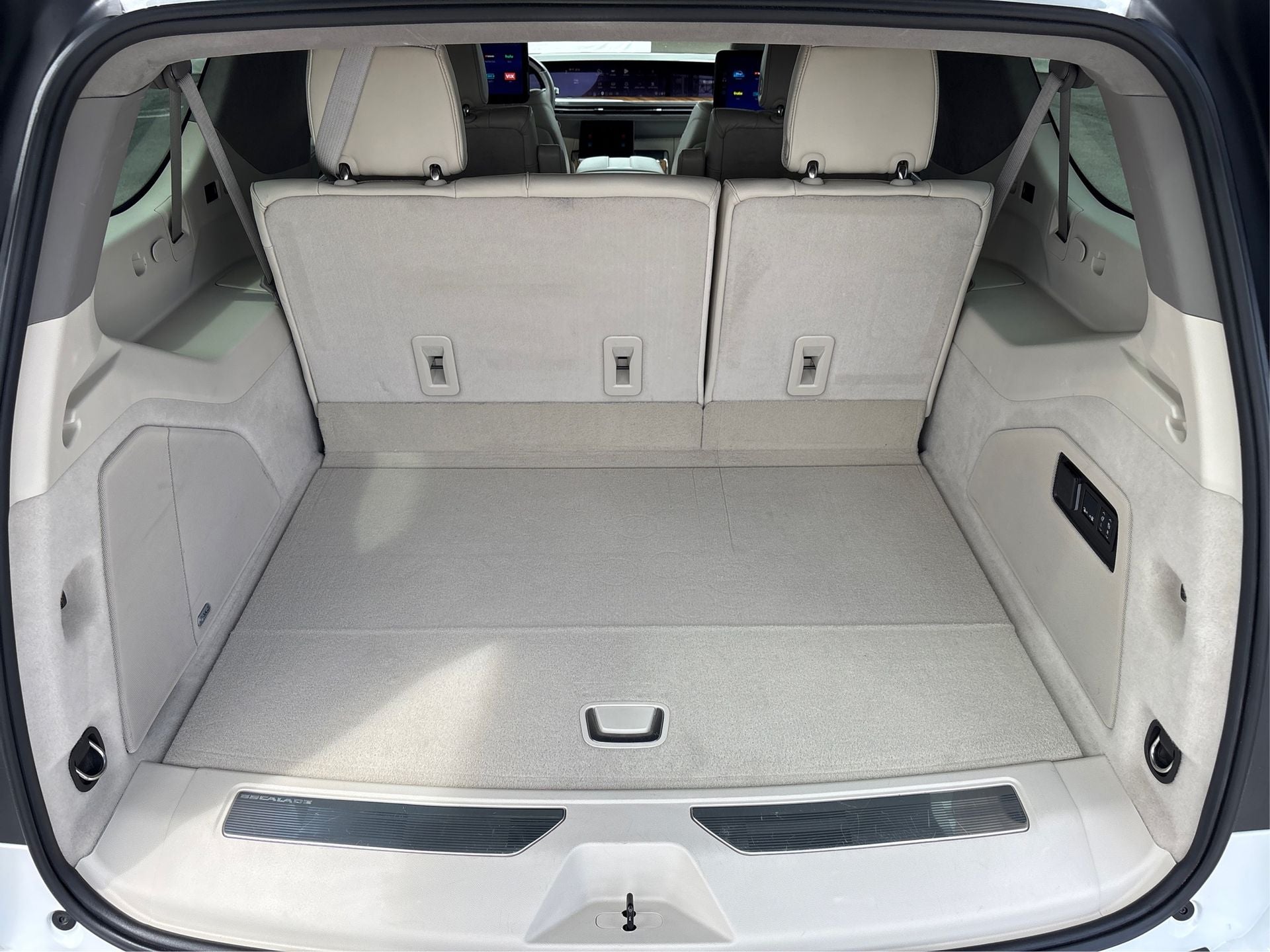 2025 Cadillac Escalade ESV Sport Platinum