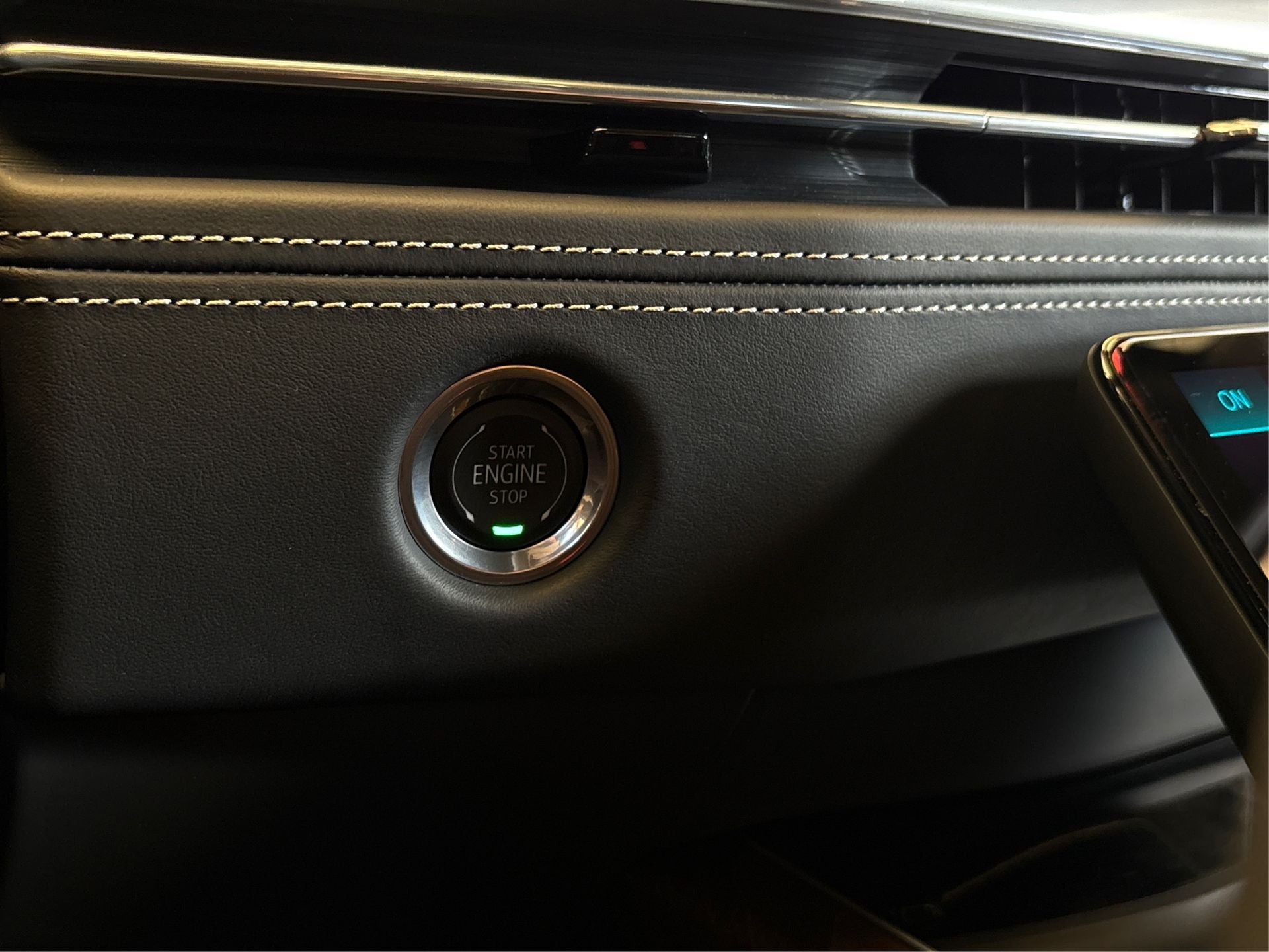 2025 Cadillac Escalade ESV Sport Platinum