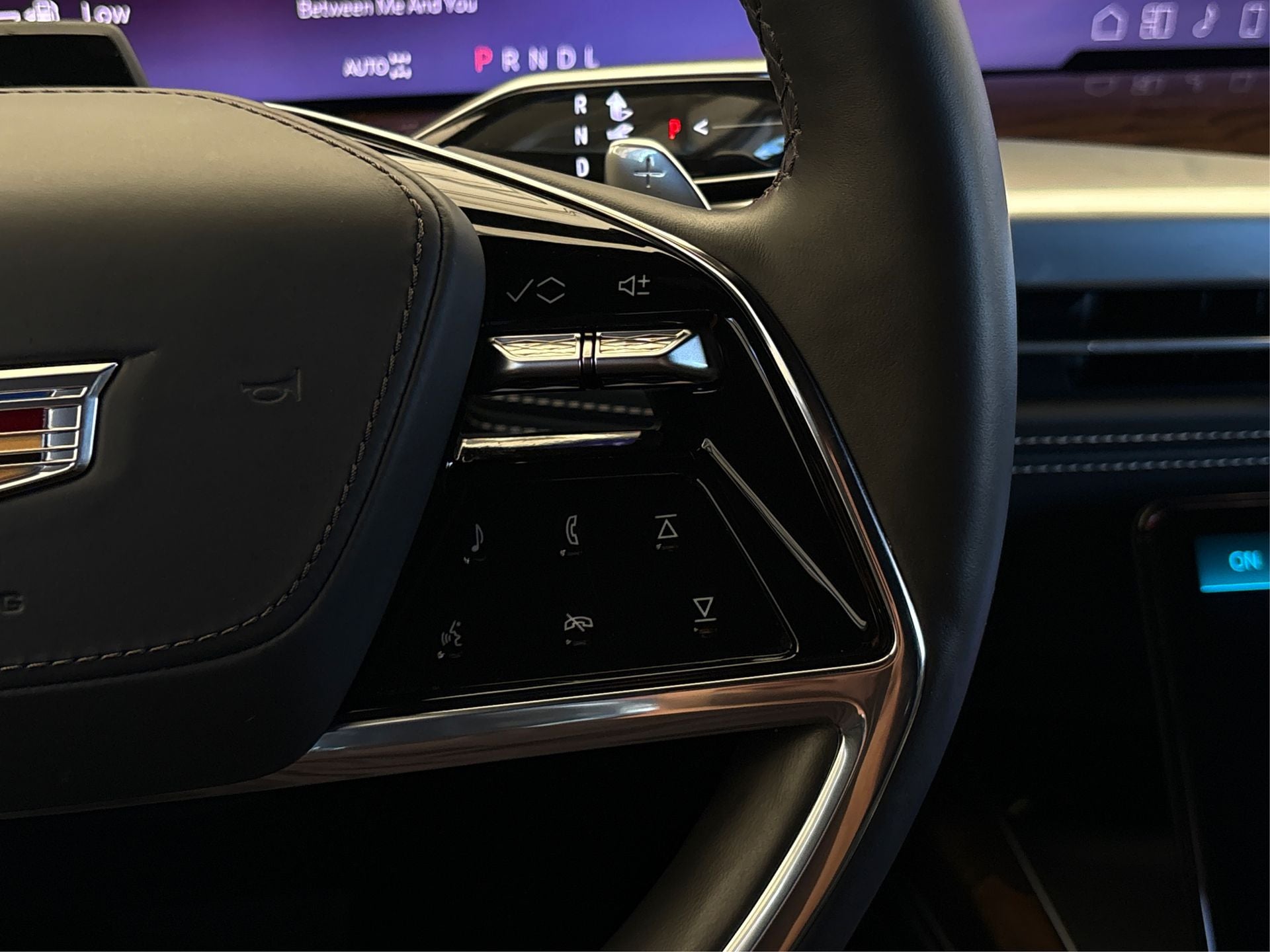 2025 Cadillac Escalade ESV Sport Platinum