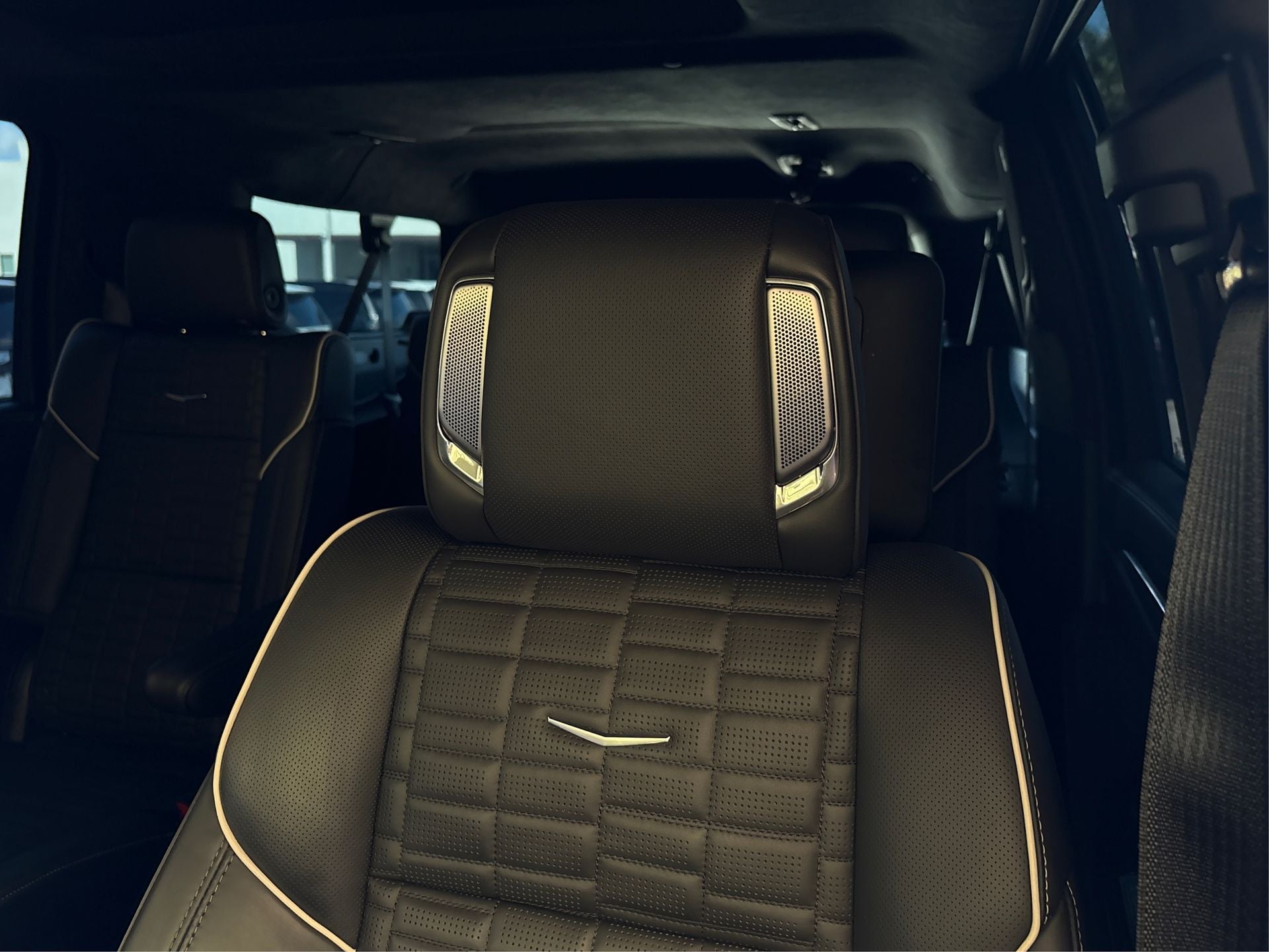 2025 Cadillac Escalade ESV Sport Platinum