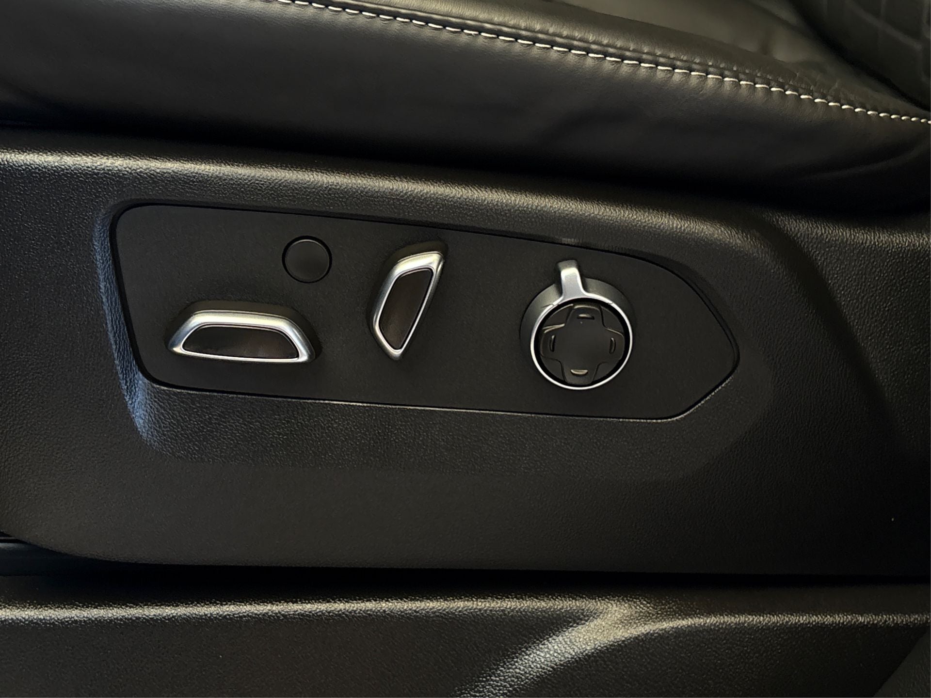 2025 Cadillac Escalade ESV Sport Platinum