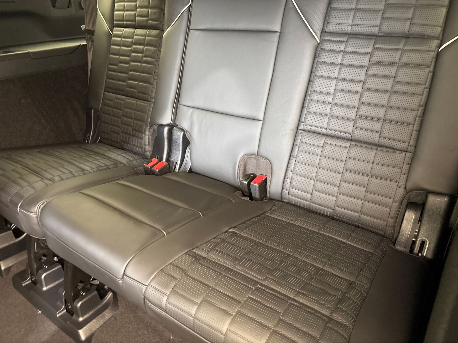 2025 Cadillac Escalade ESV Sport Platinum