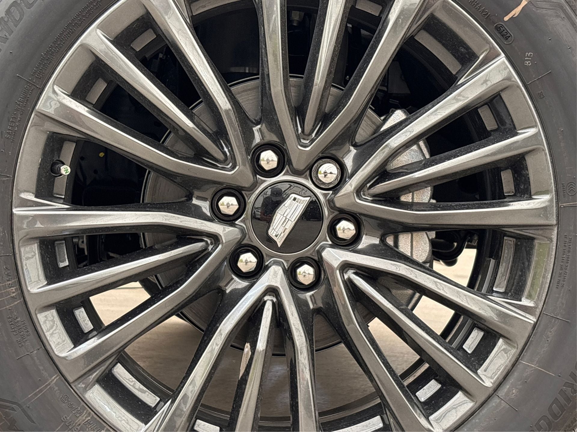 2025 Cadillac Escalade ESV Sport Platinum