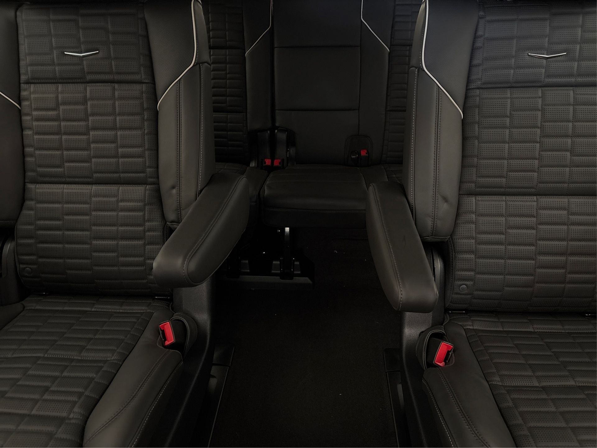 2025 Cadillac Escalade ESV Sport Platinum