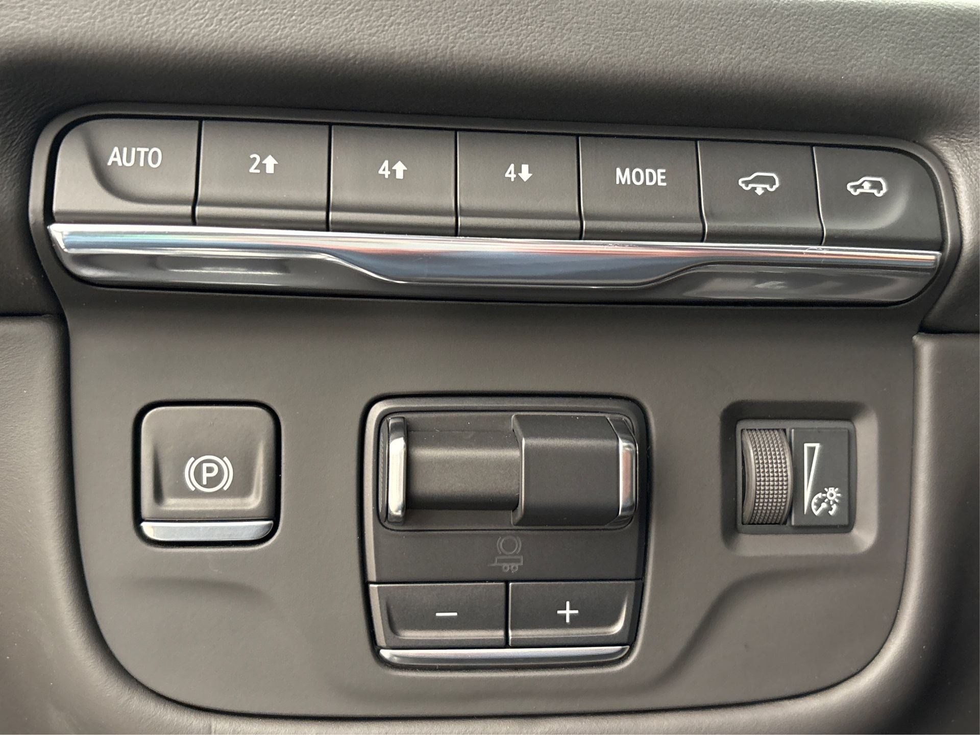 2025 Cadillac Escalade ESV Sport Platinum