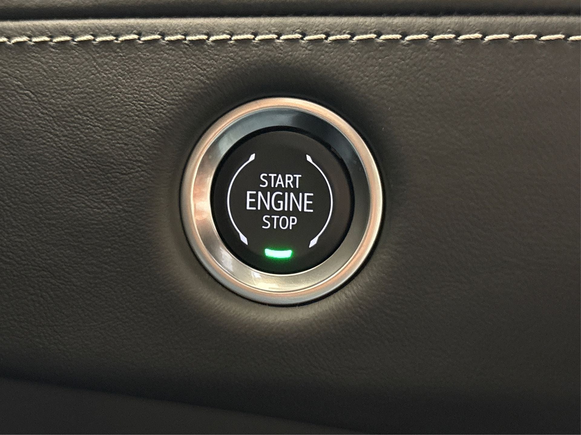 2025 Cadillac Escalade ESV Sport Platinum