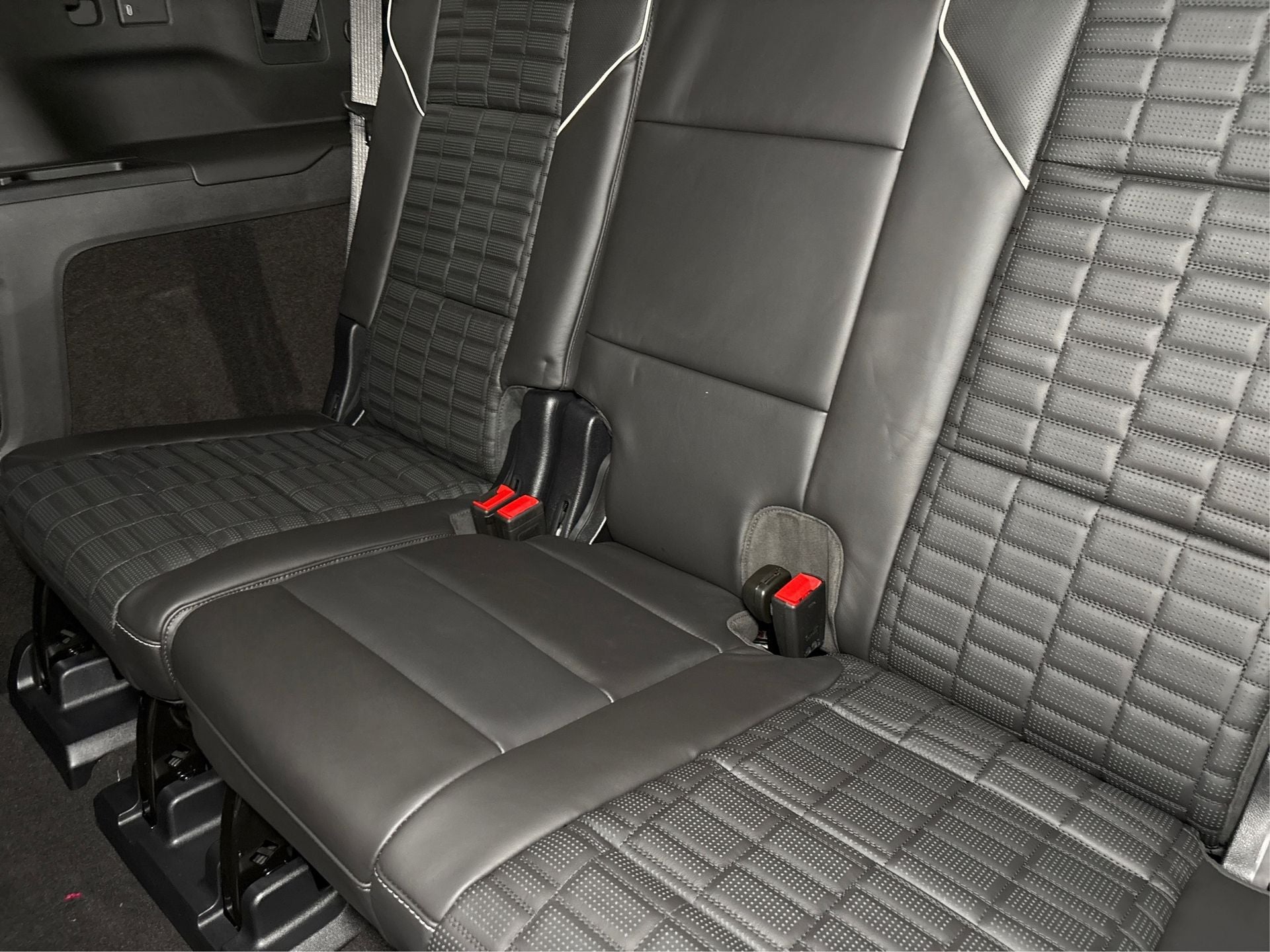 2025 Cadillac Escalade ESV Sport Platinum