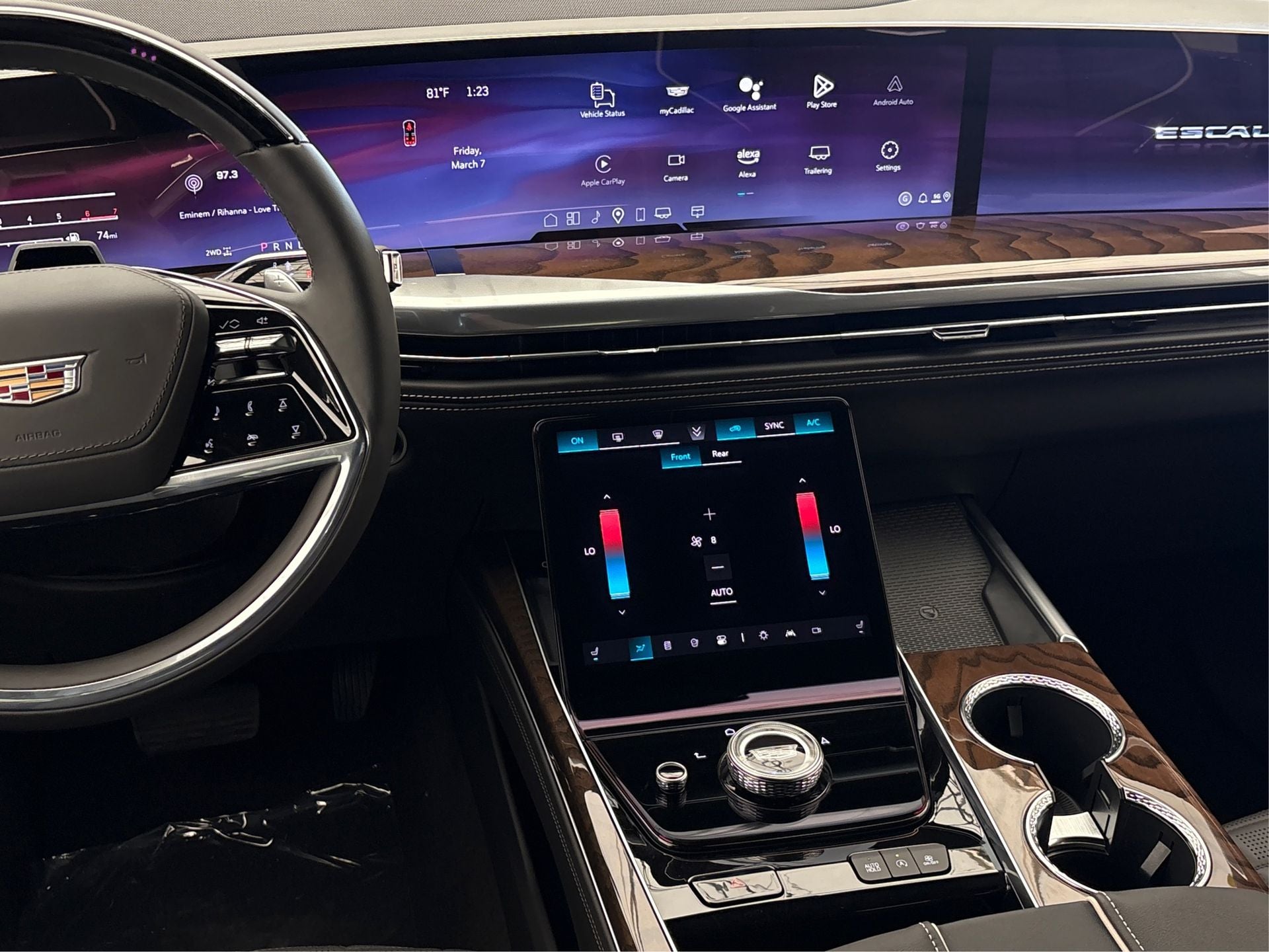 2025 Cadillac Escalade ESV Sport Platinum