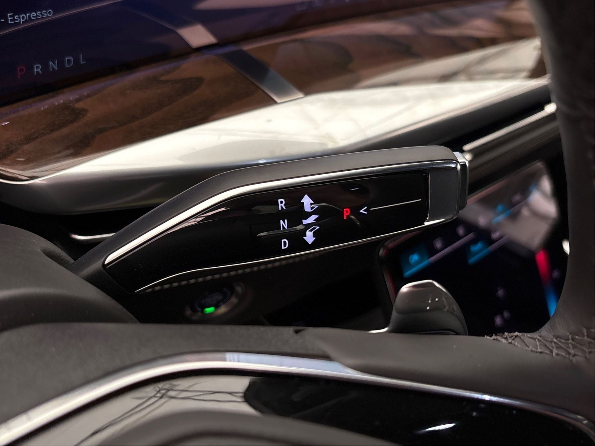 2025 Cadillac Escalade ESV Sport Platinum