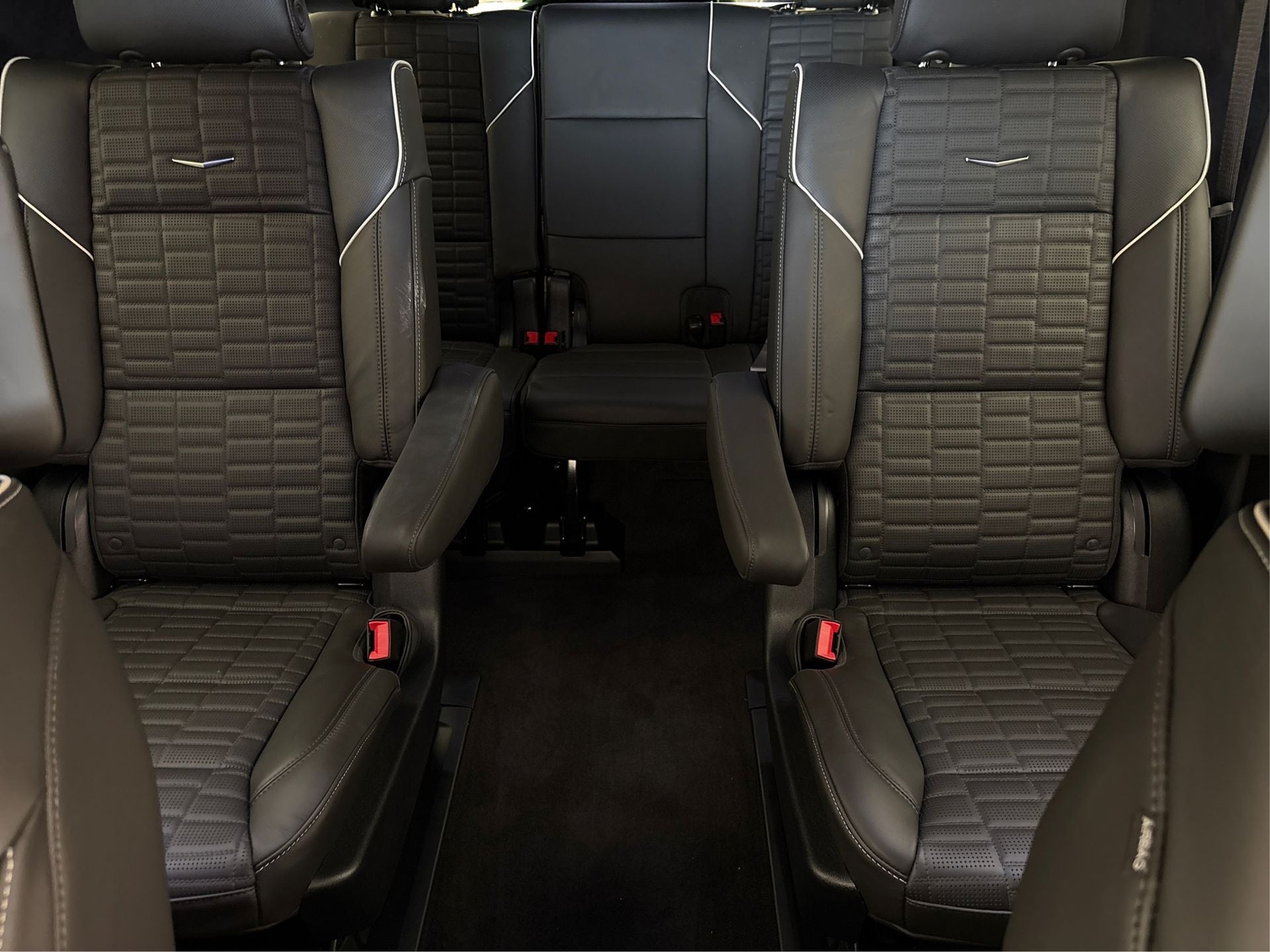 2025 Cadillac Escalade ESV Sport Platinum