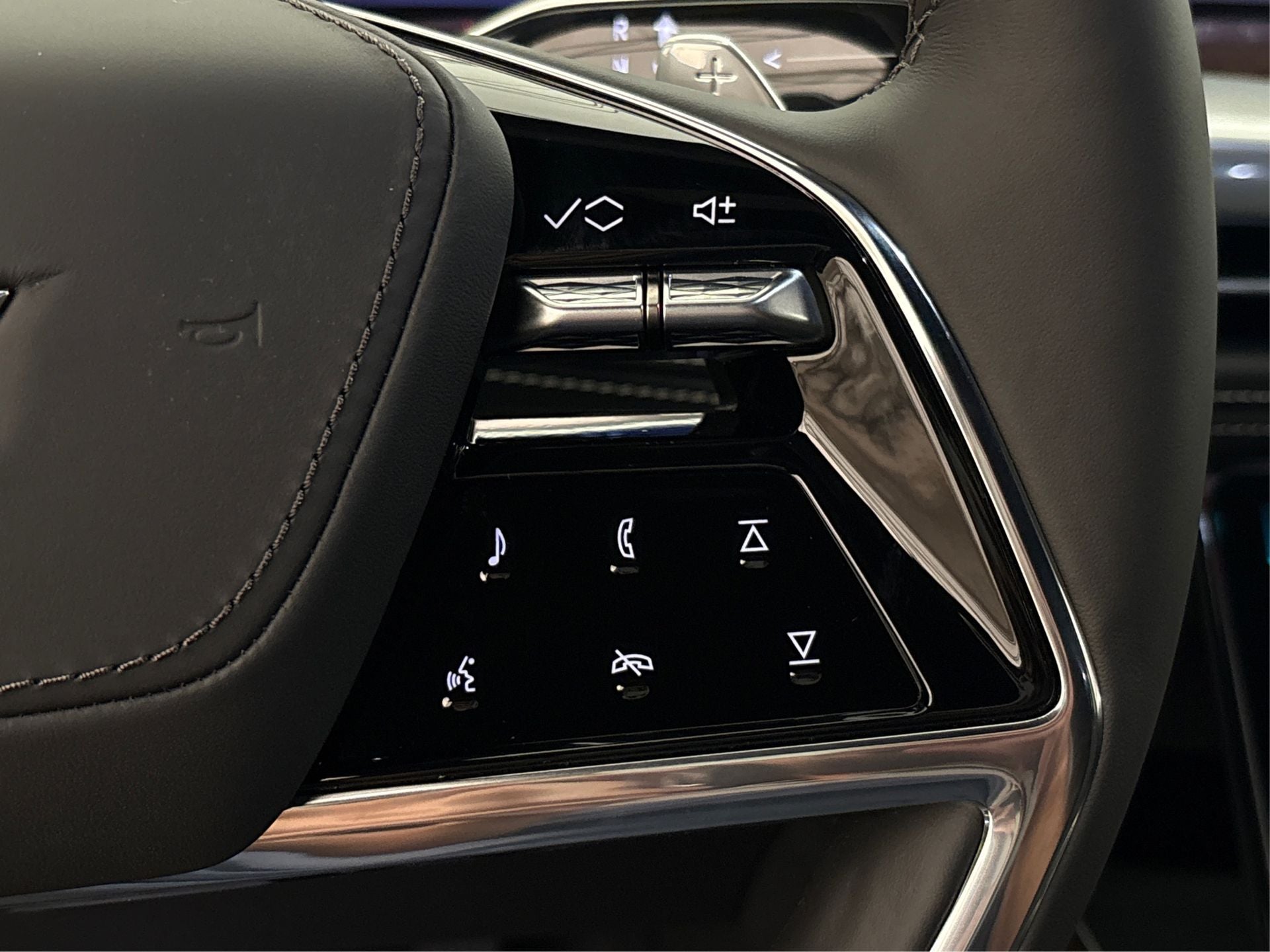 2025 Cadillac Escalade ESV Sport Platinum