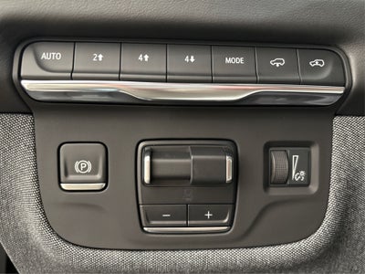 2025 Cadillac Escalade ESV Sport Platinum