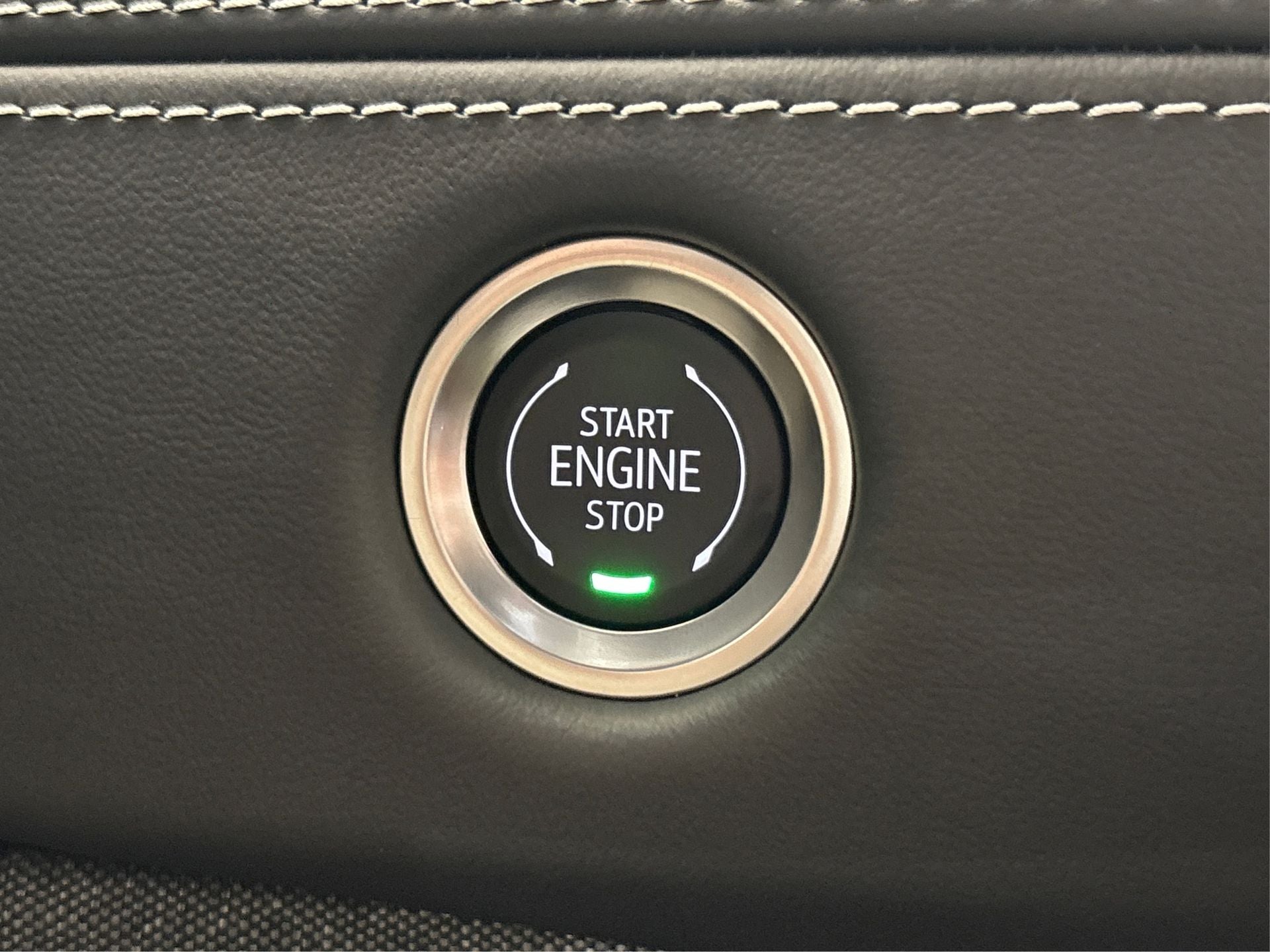 2025 Cadillac Escalade ESV Sport Platinum